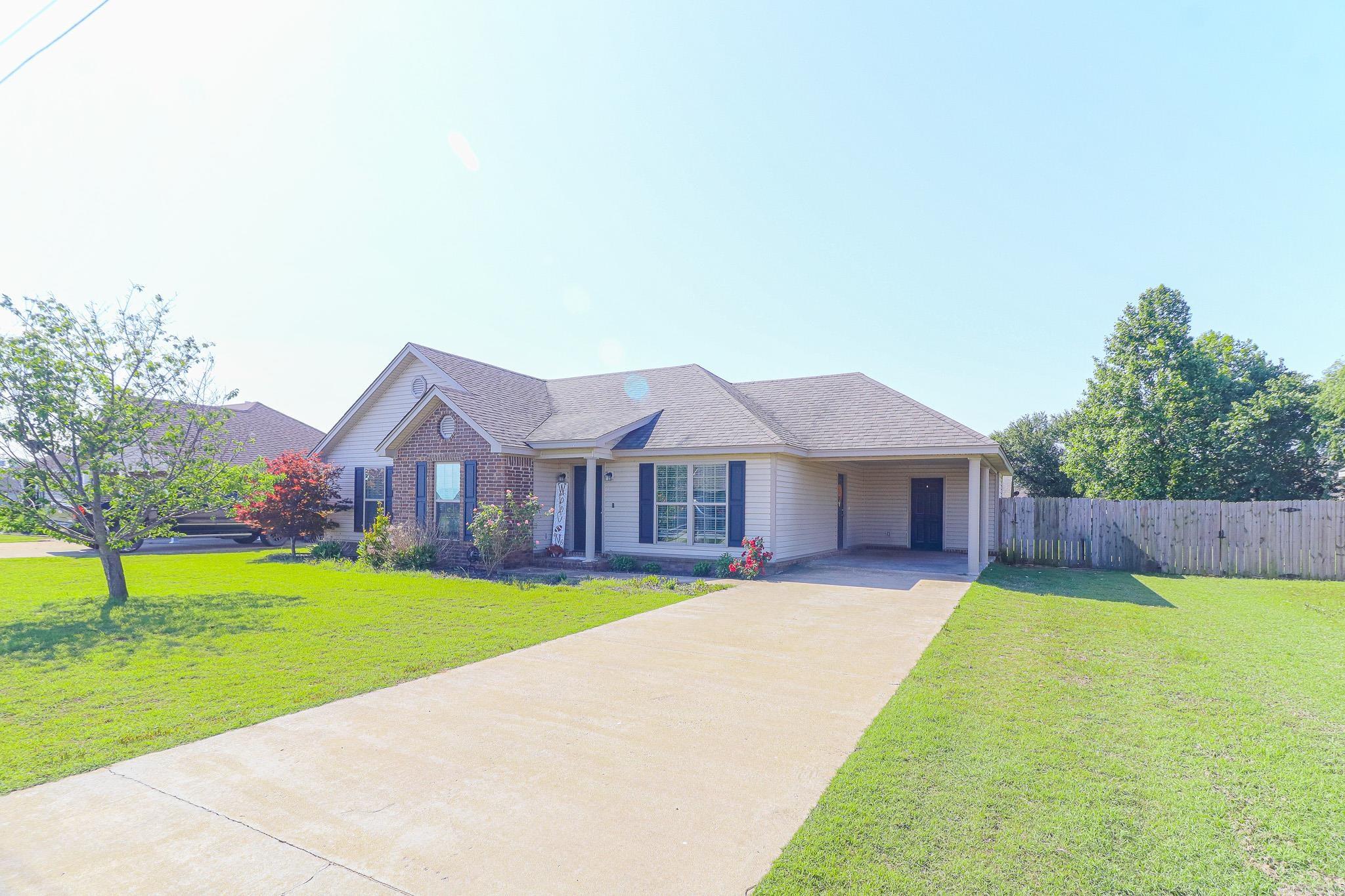 1209 Dillon Drive Trumann, AR 72472