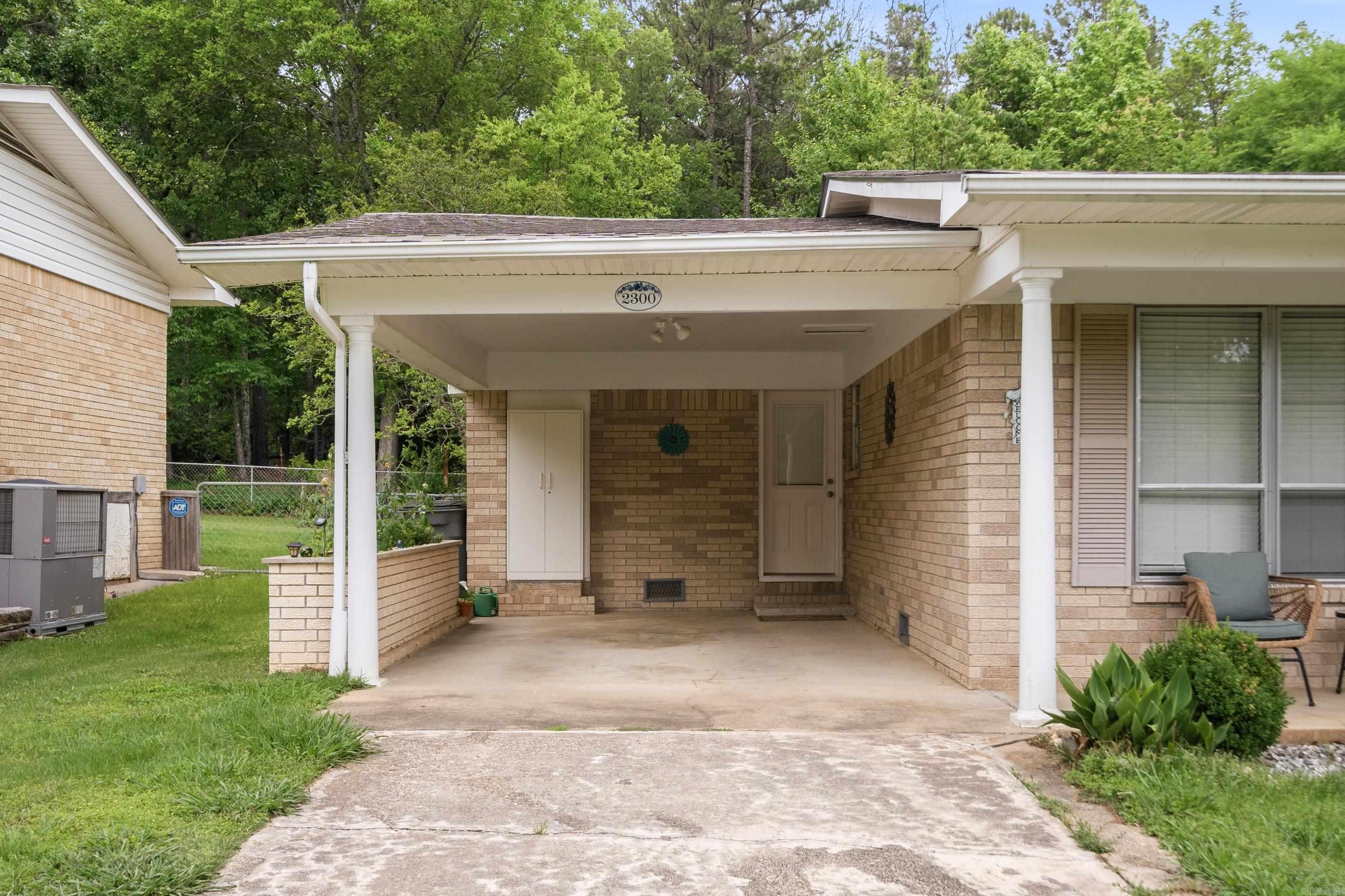 2300 Hobson  Hot Springs, AR