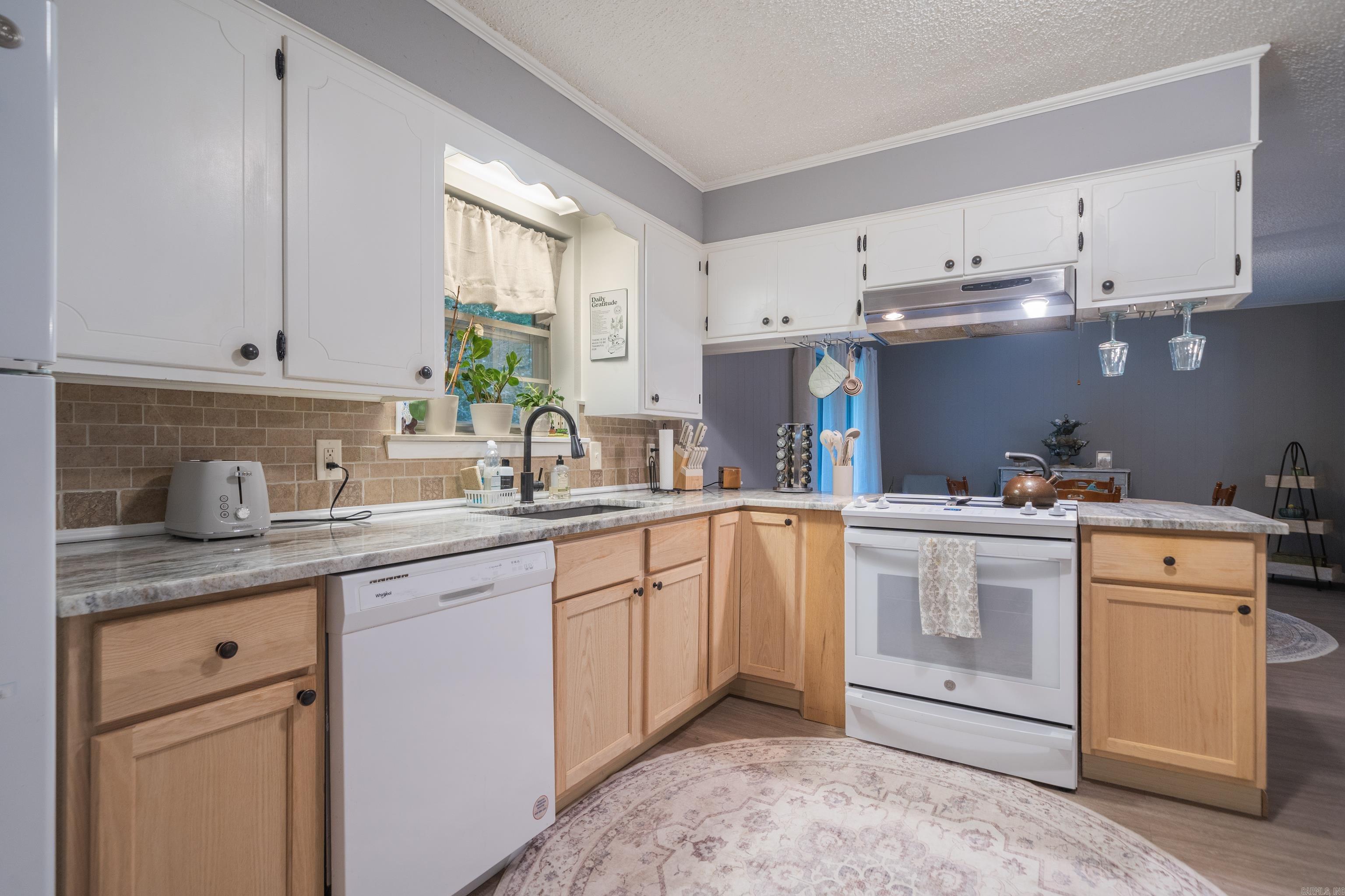 2300 Hobson  Hot Springs, AR