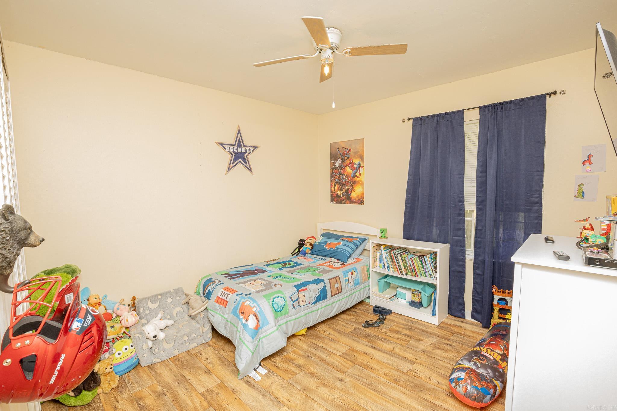 21 Elaine Sheridan, AR 72150