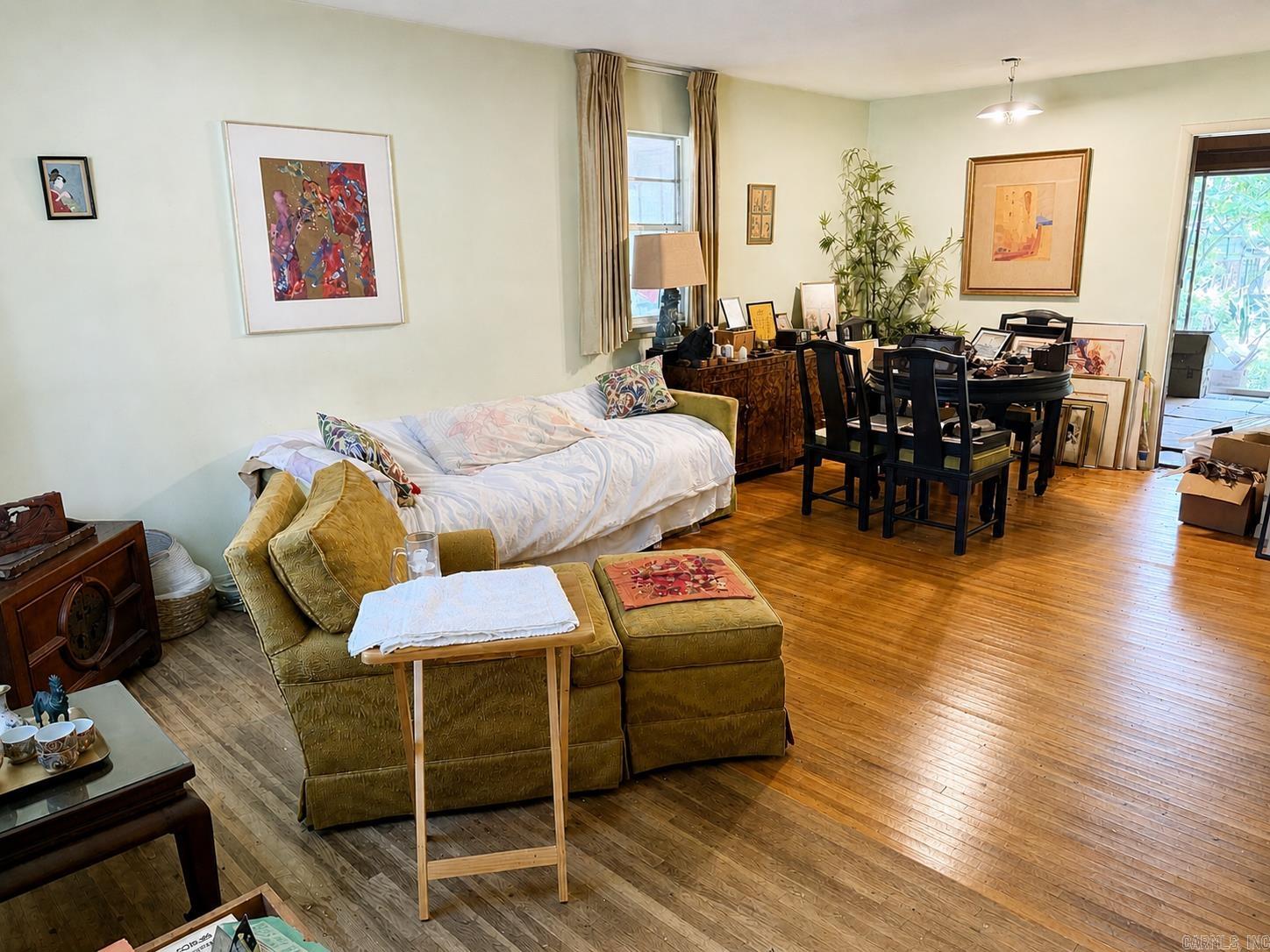 7305 L  Little Rock, AR