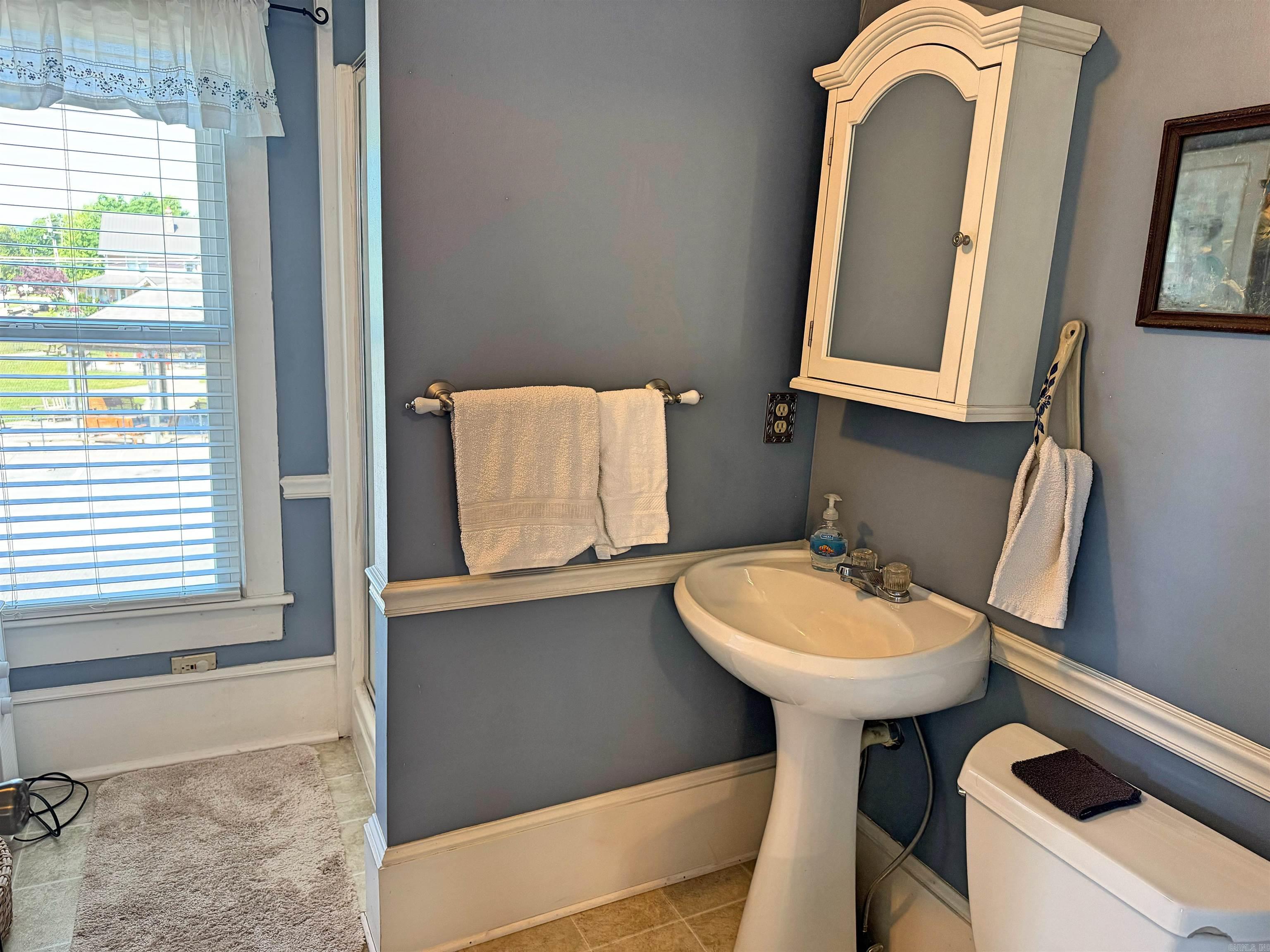 123 W. Washington St.  Mountain View, AR
