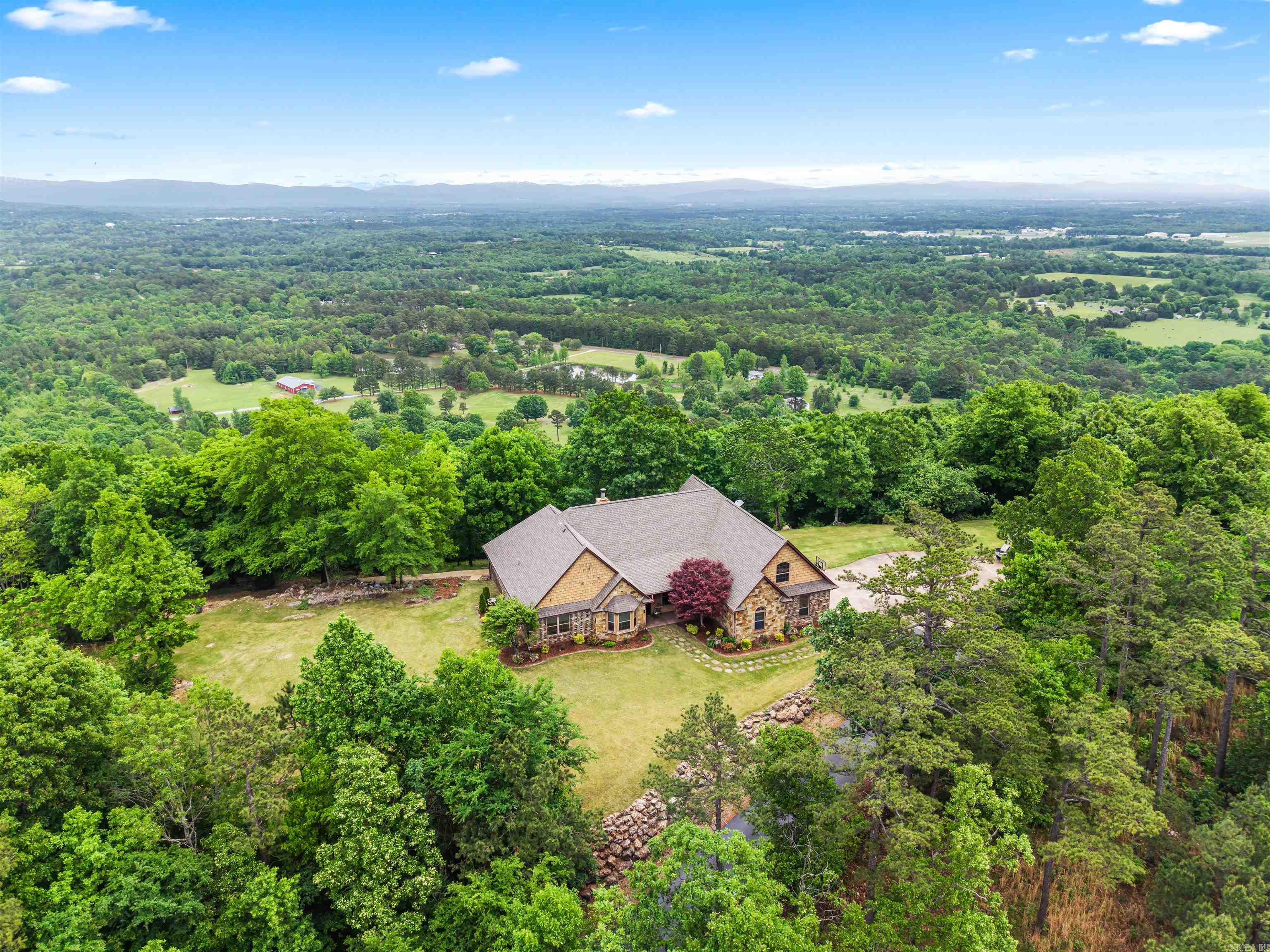 192 Star Mountain  Mena, AR