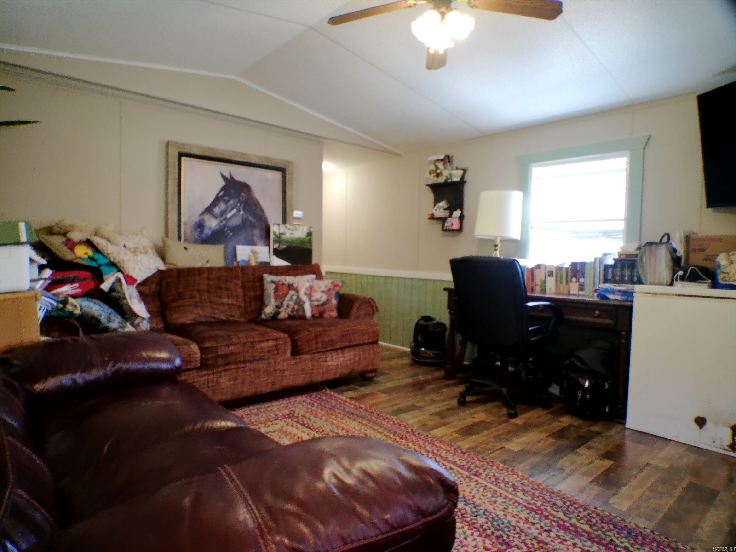 1417 Skyline Dr Amity, AR 71921