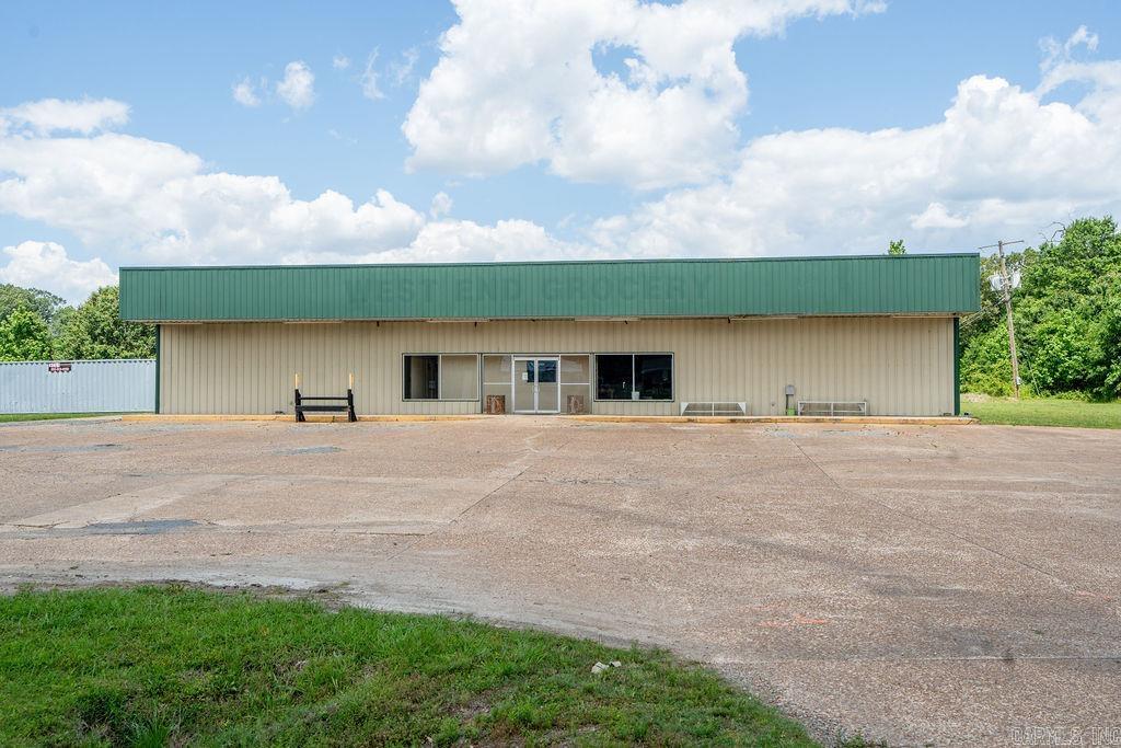 2005 W Hwy 38  Des Arc, AR