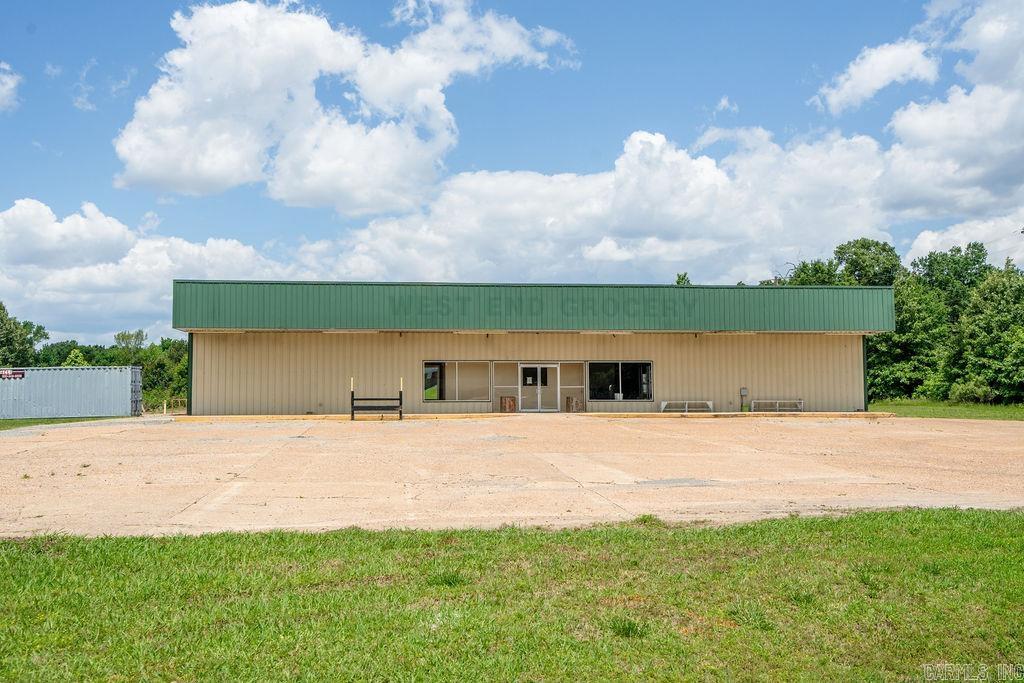 2005 W Hwy 38  Des Arc, AR