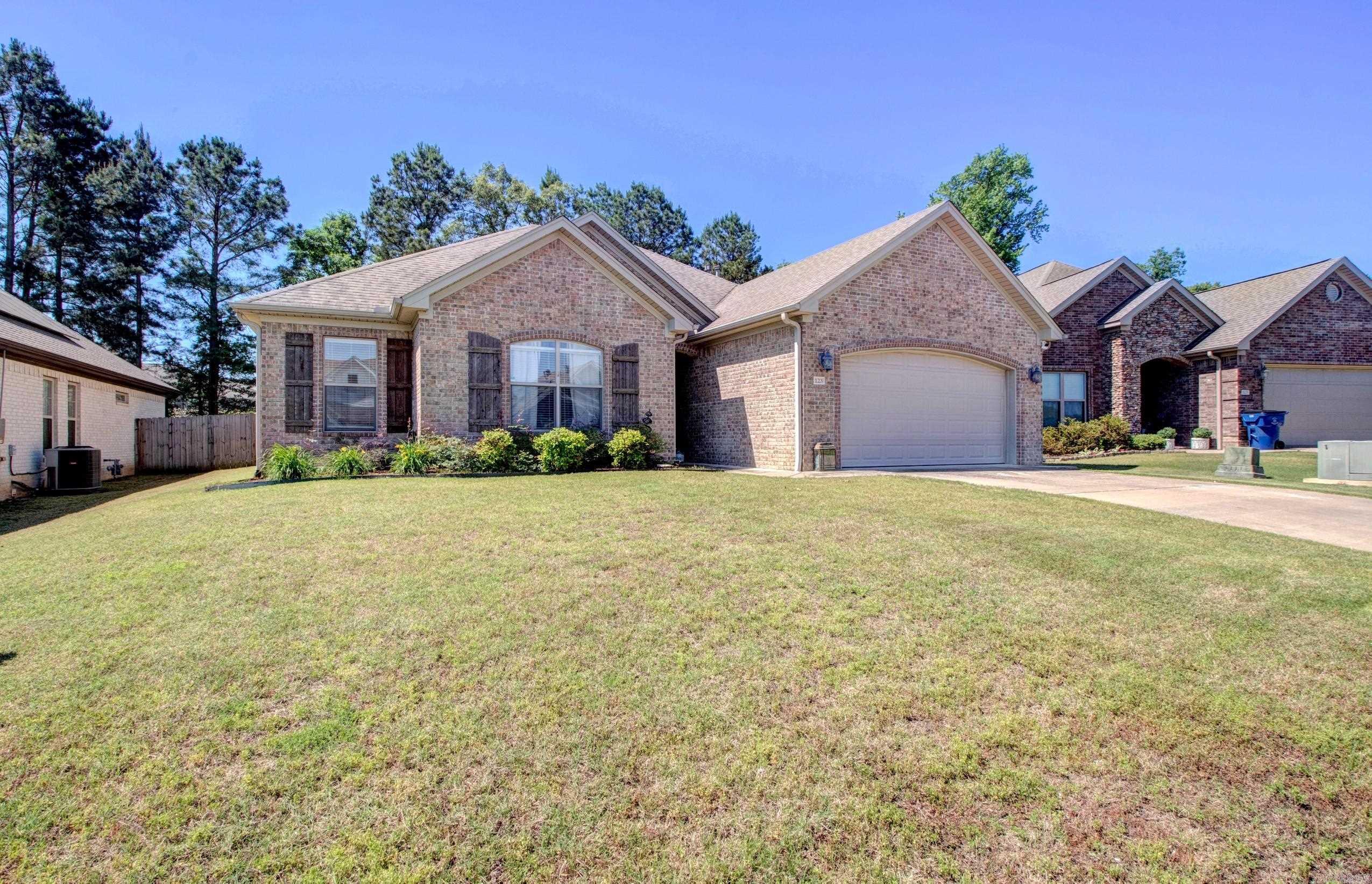 123 Nantucket  Maumelle, AR