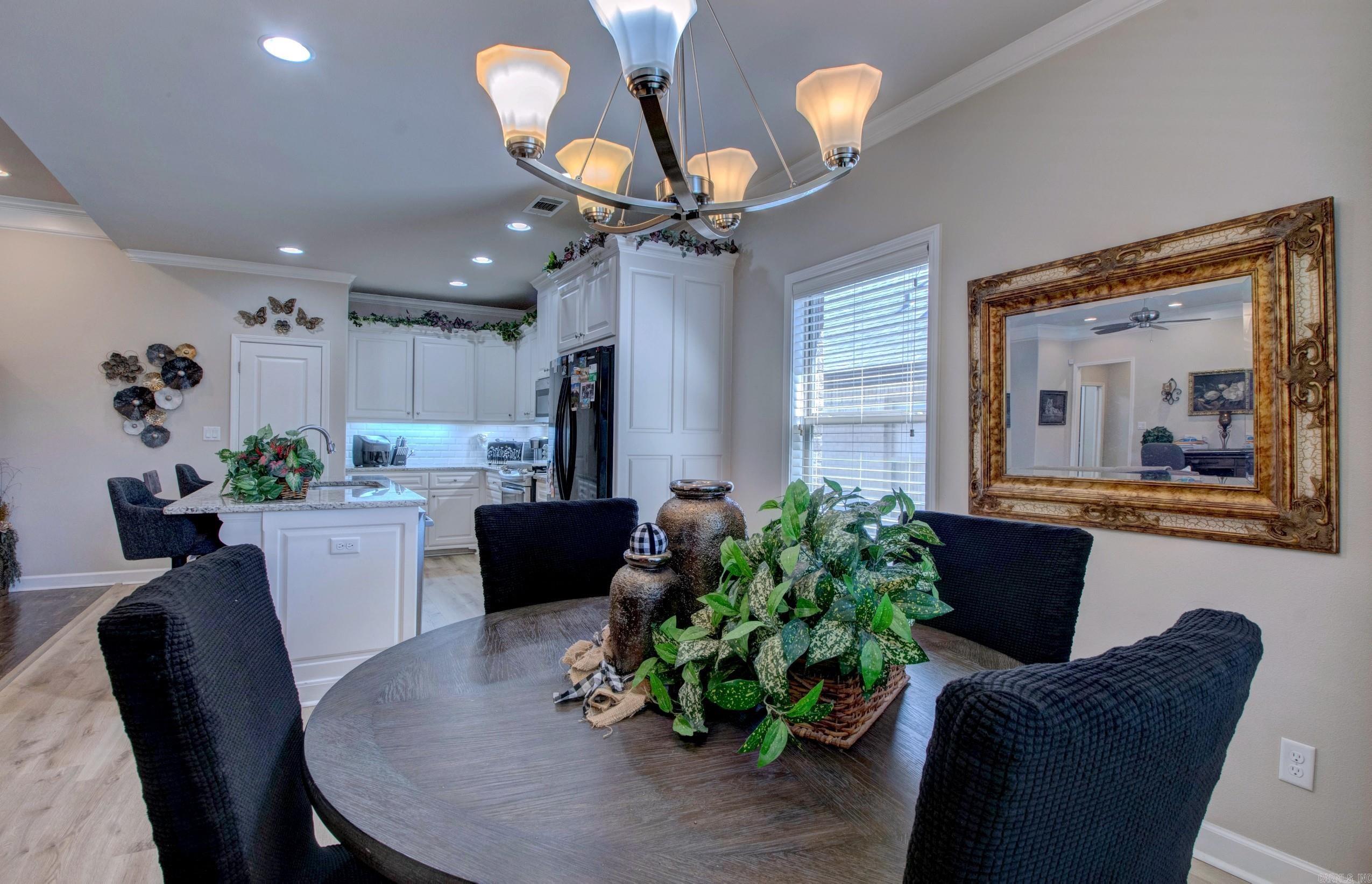 123 Nantucket  Maumelle, AR