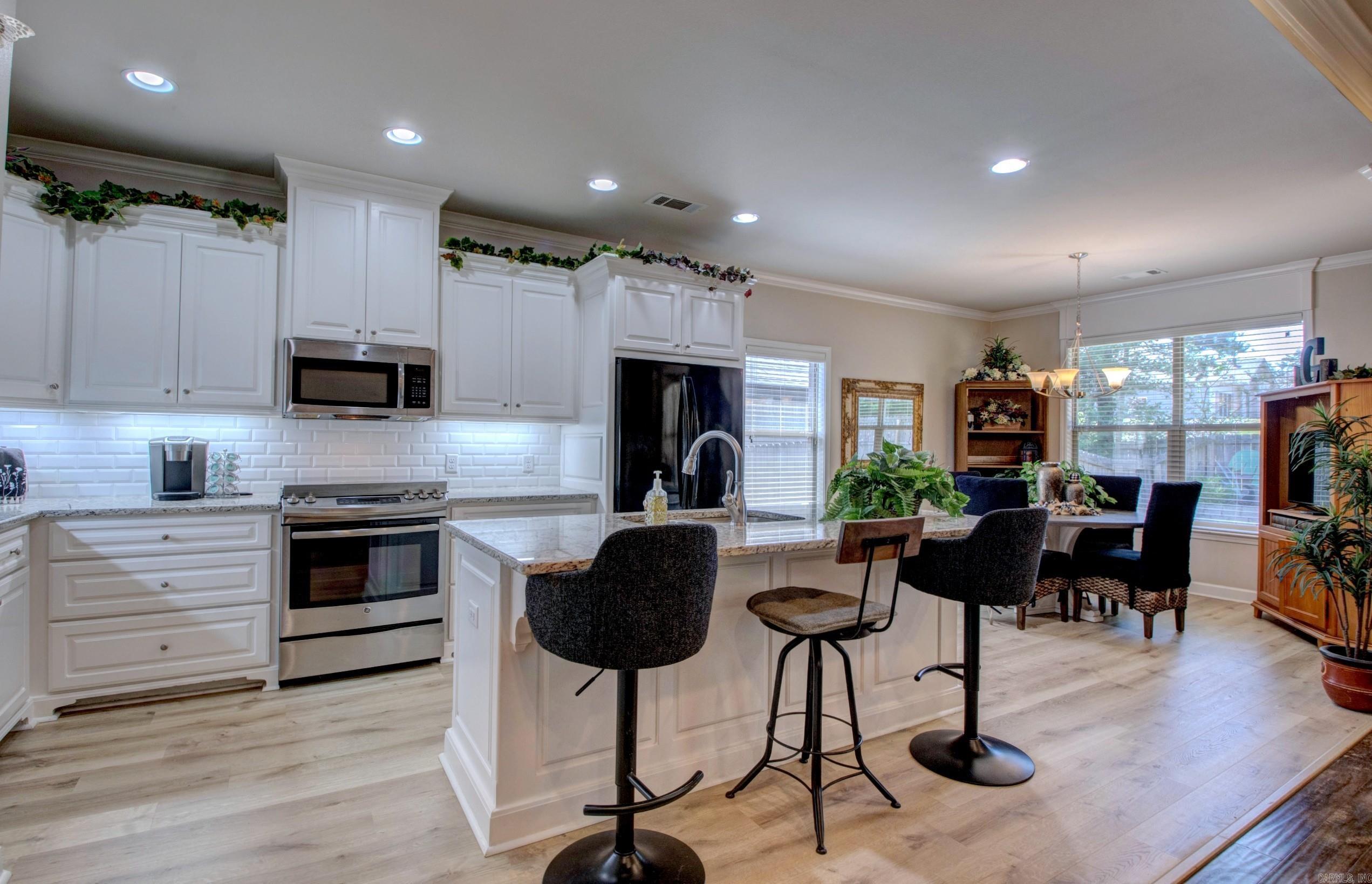 123 Nantucket  Maumelle, AR