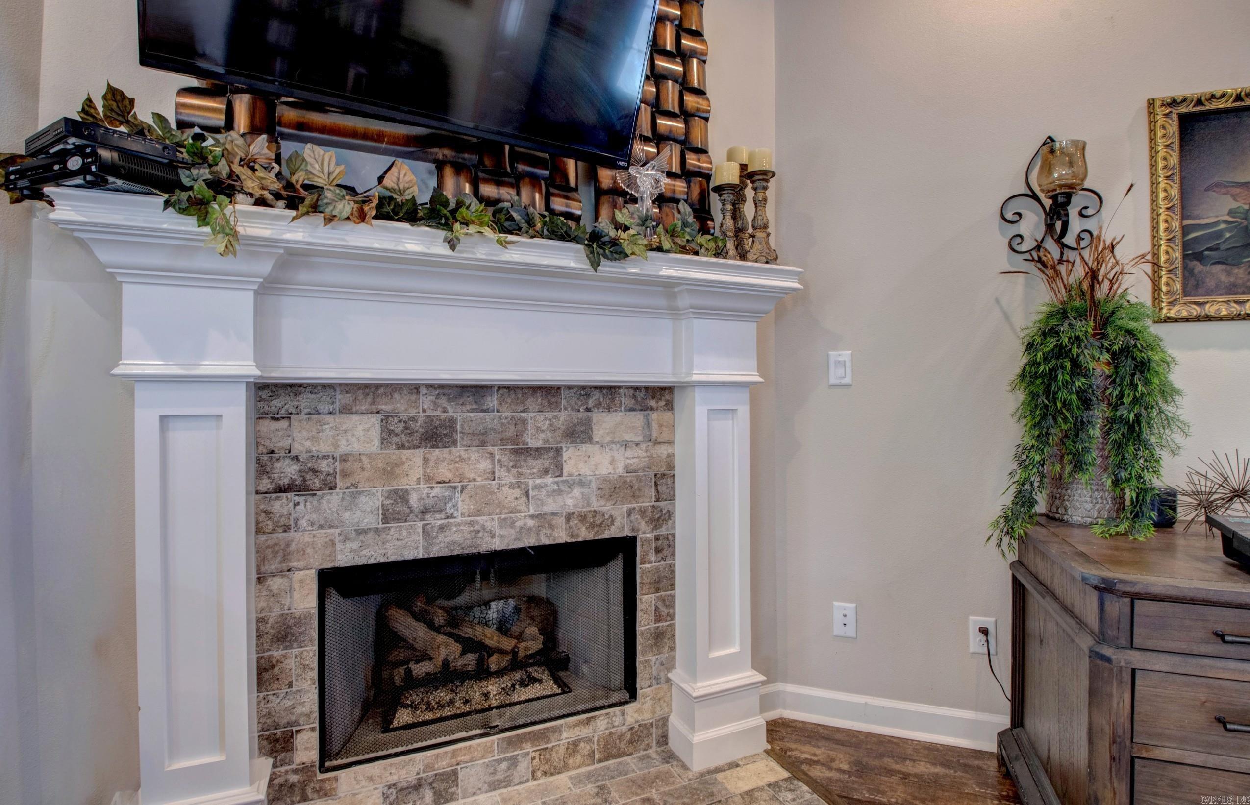 123 Nantucket  Maumelle, AR