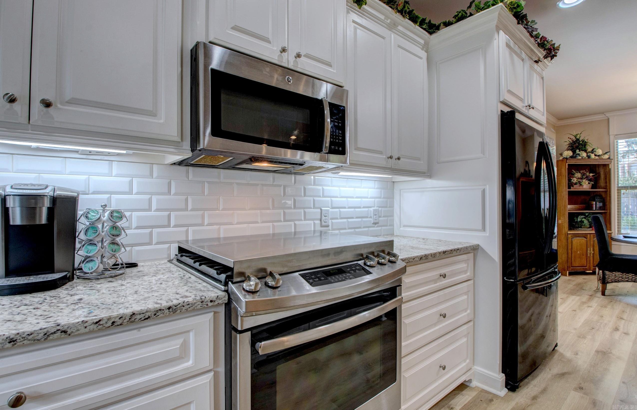 123 Nantucket  Maumelle, AR