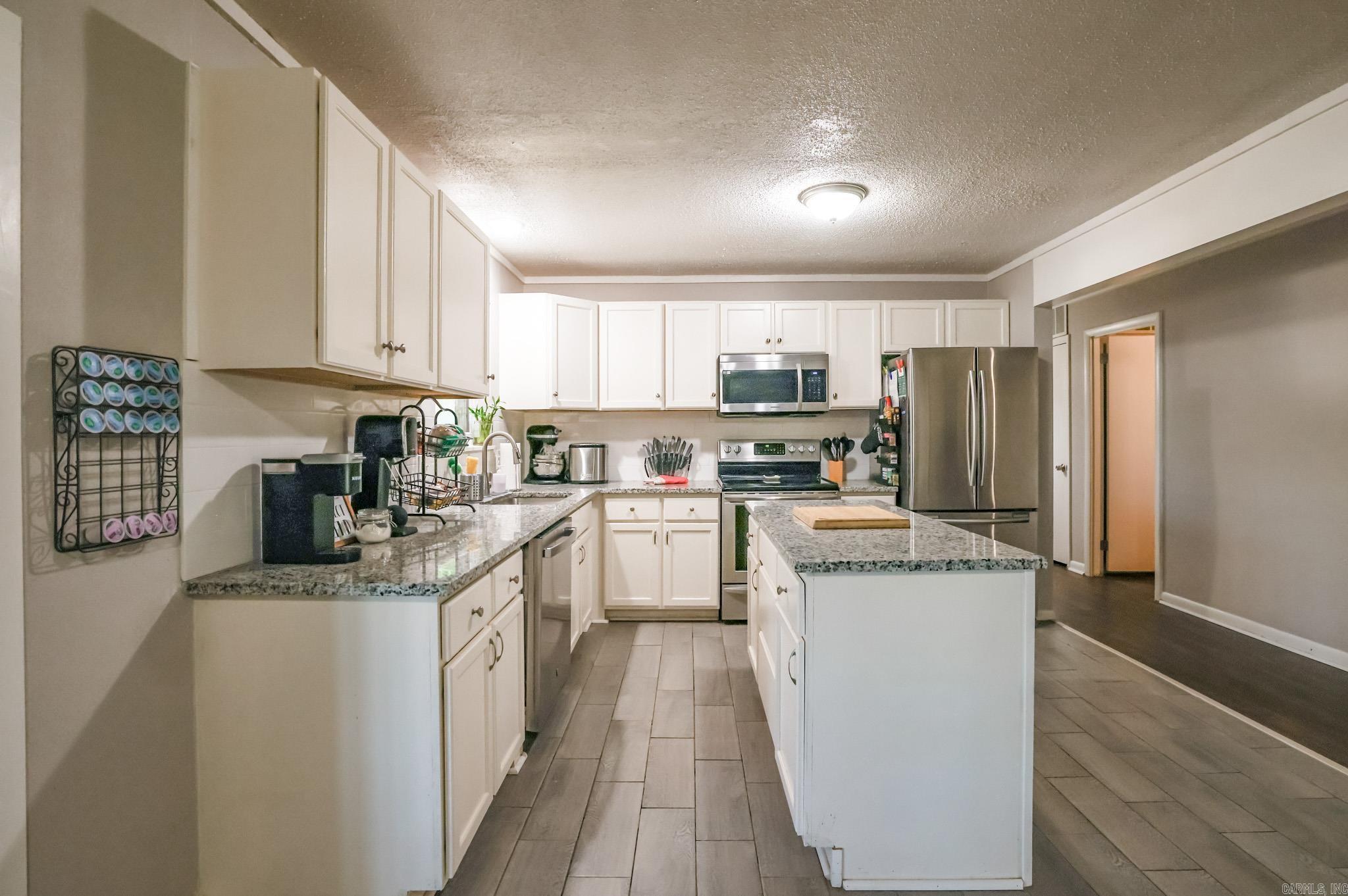14028 Sardis Rd  Shannon Hills, AR