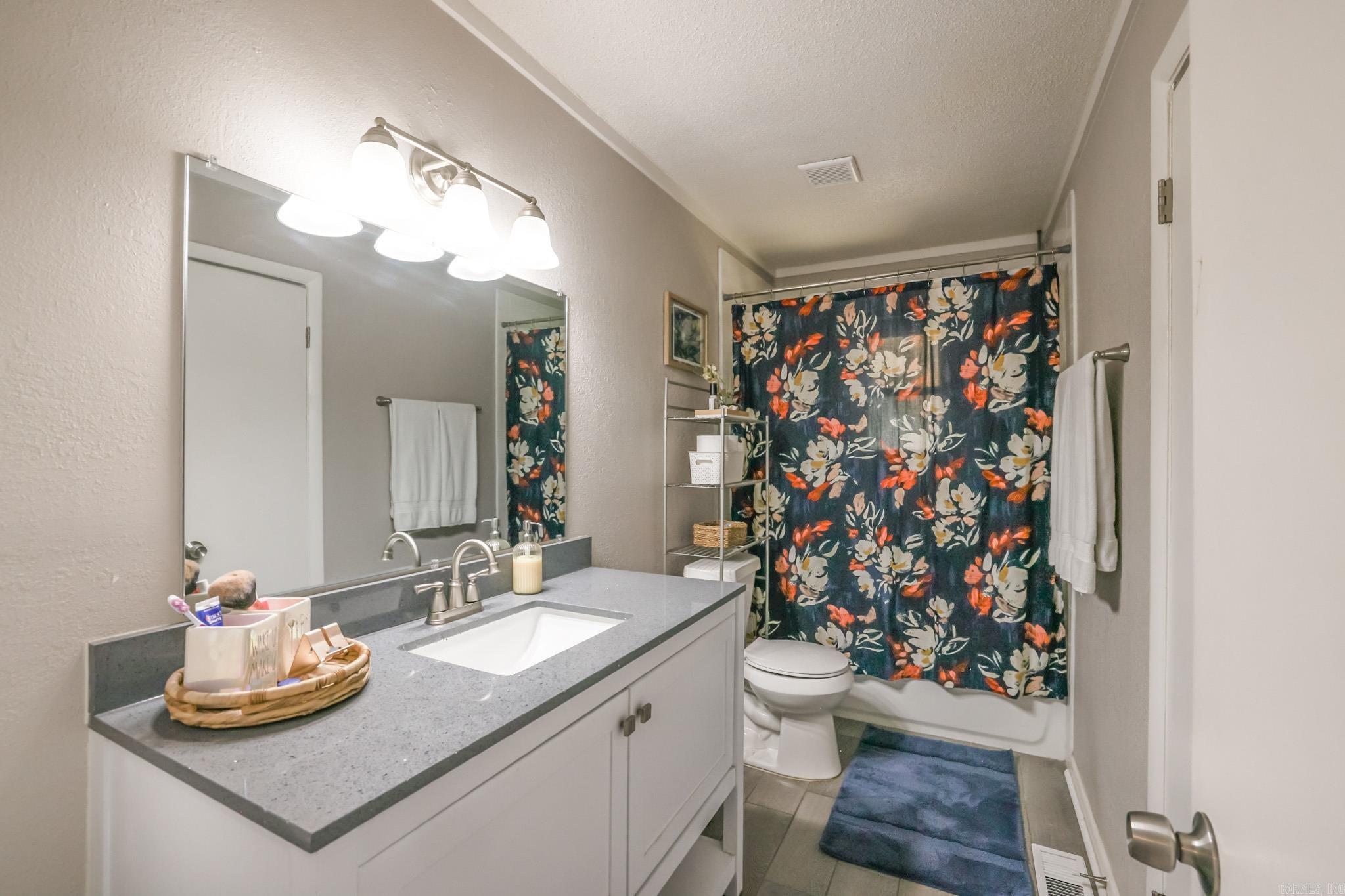 14028 Sardis Rd  Shannon Hills, AR