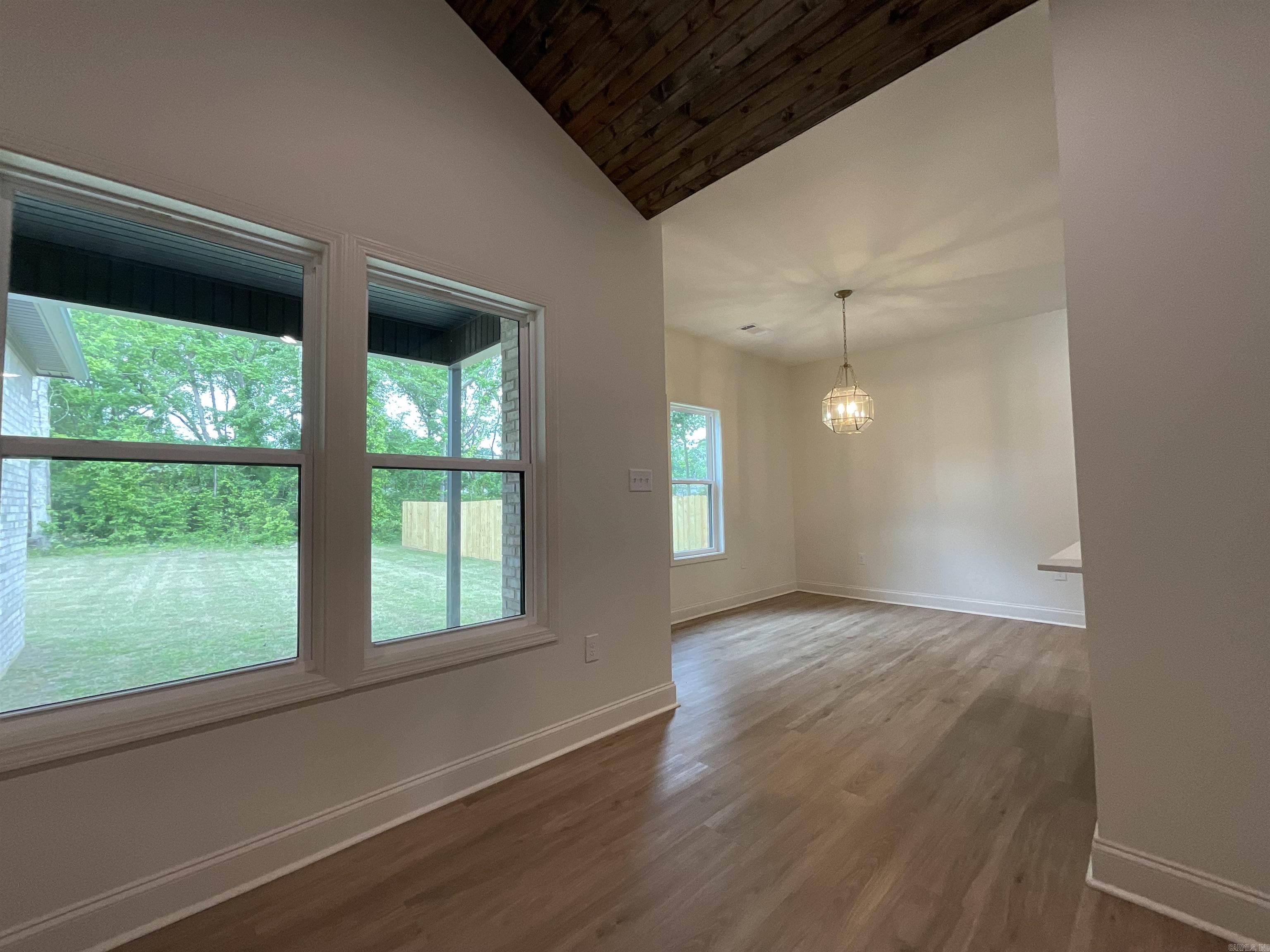 1005 N Jeff Davis  Jacksonville, AR