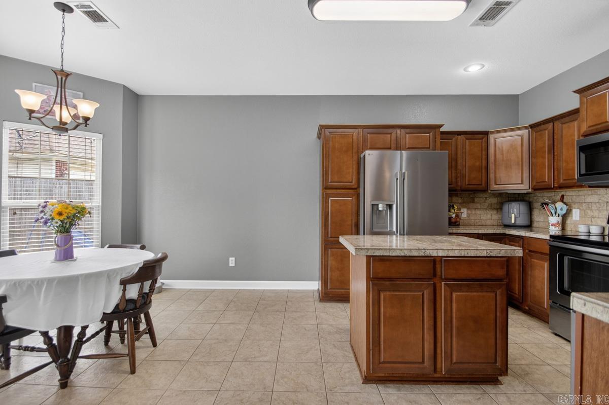 4458 S Aaronfield  Benton, AR