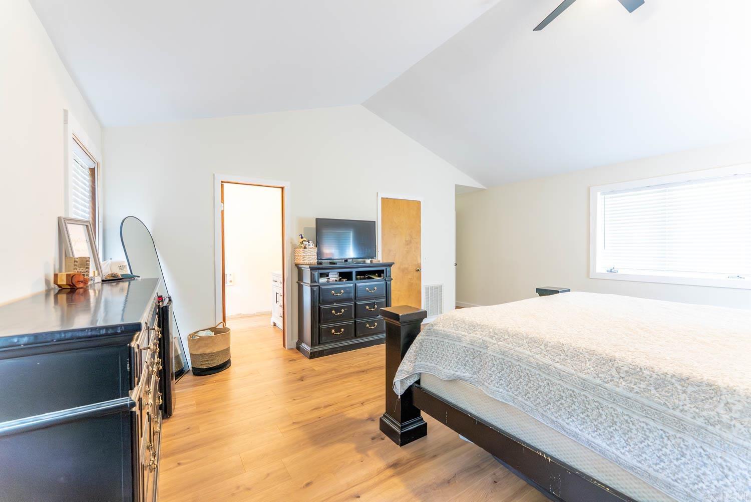 3991 Highway W  Thayer, MO