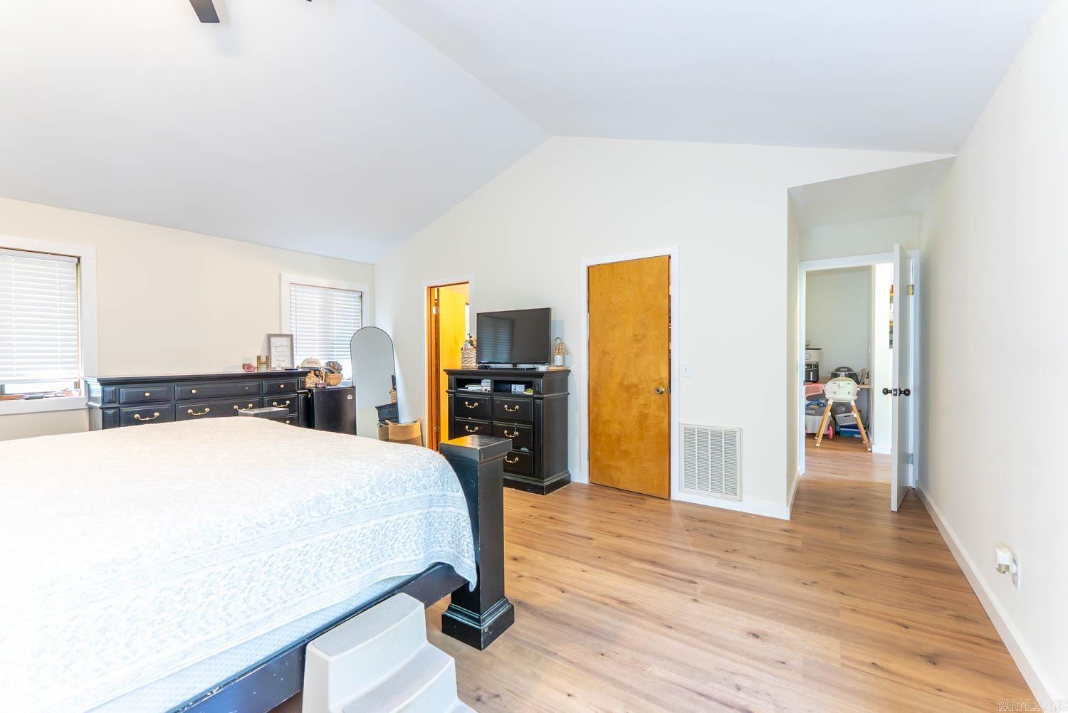 3991 Highway W  Thayer, MO