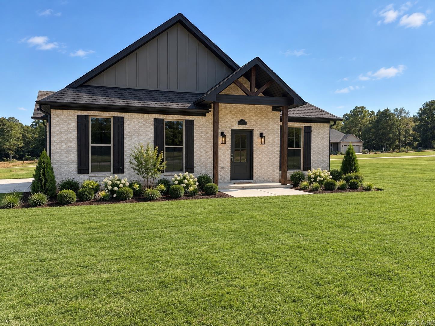 9 King Arthur Court — exterior