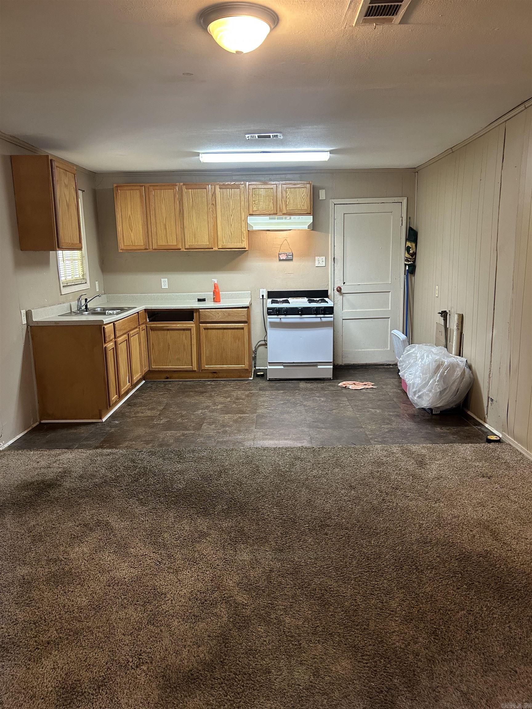 2116 N Magnolia  North Little Rock, AR