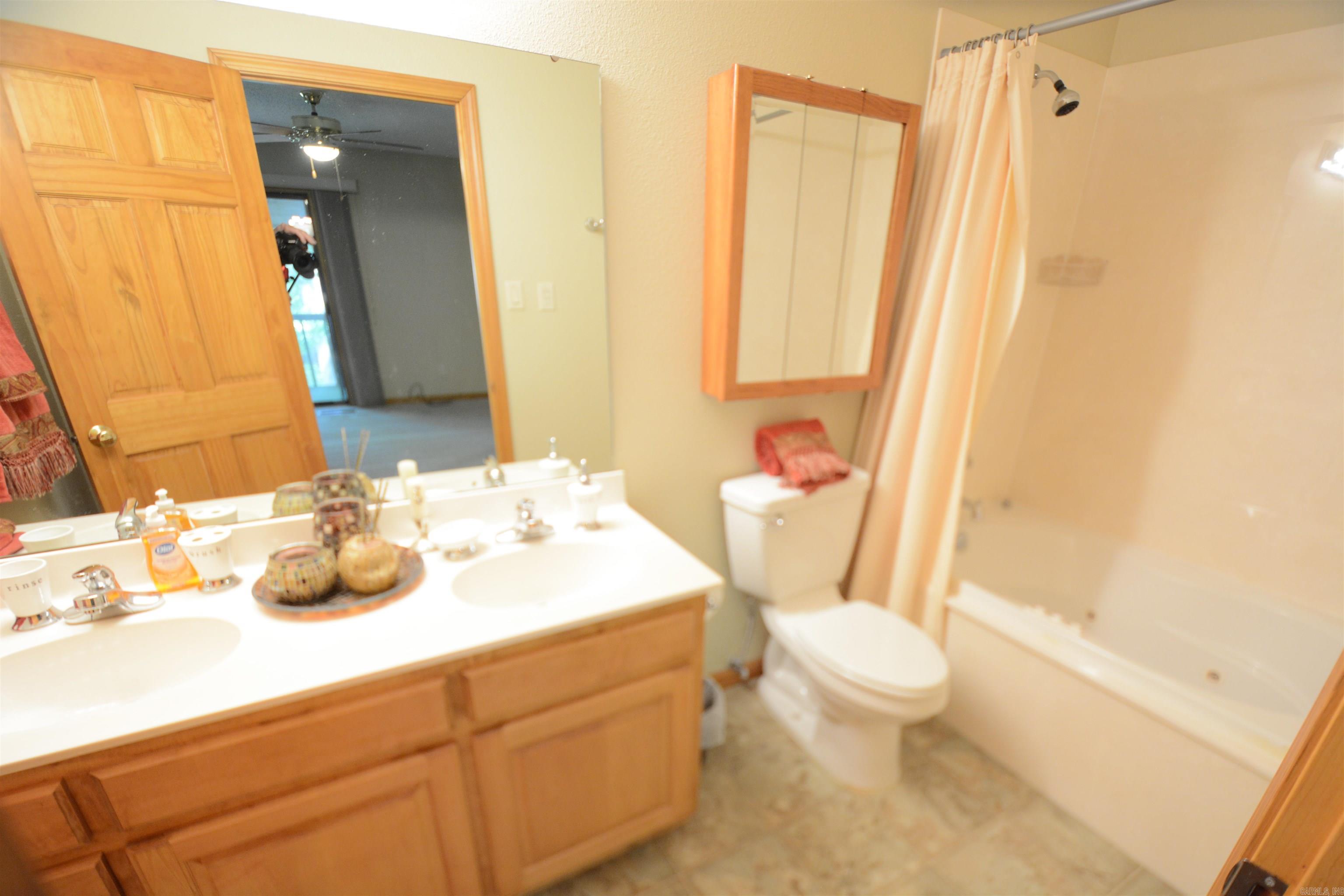 2315 LAKESHORE  Hot Springs, AR