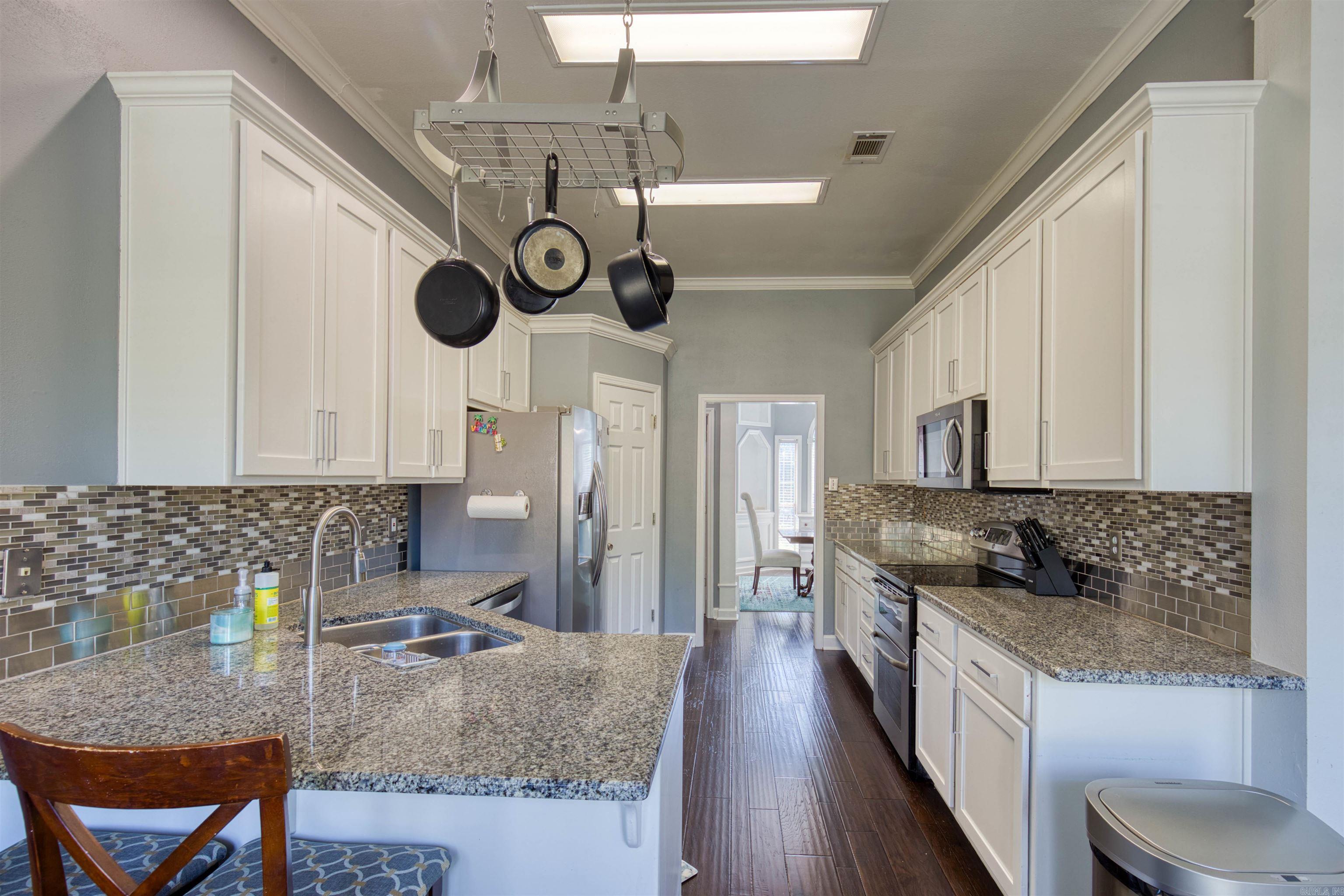 159 Lily Dr  Maumelle, AR