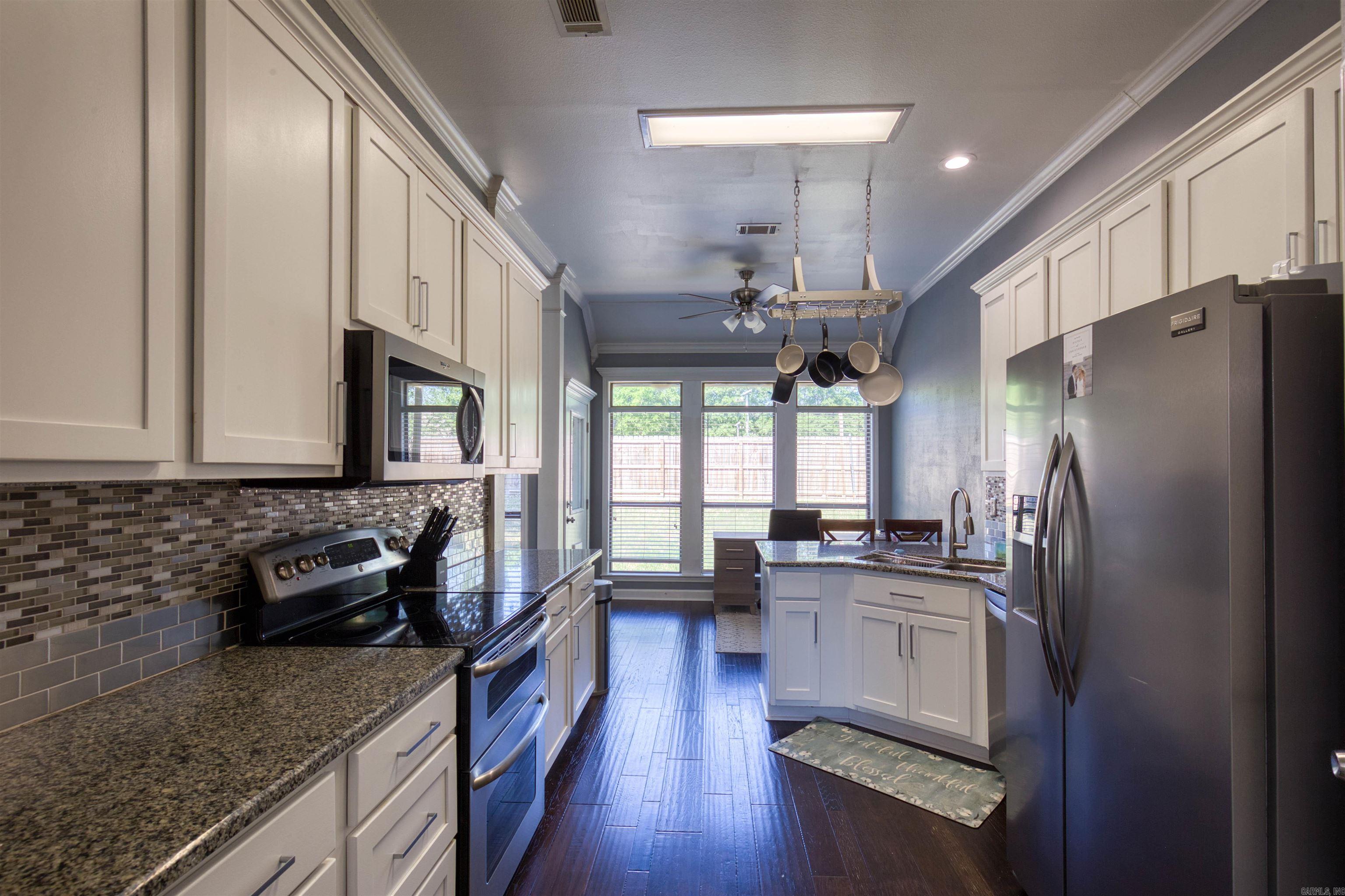 159 Lily Dr  Maumelle, AR