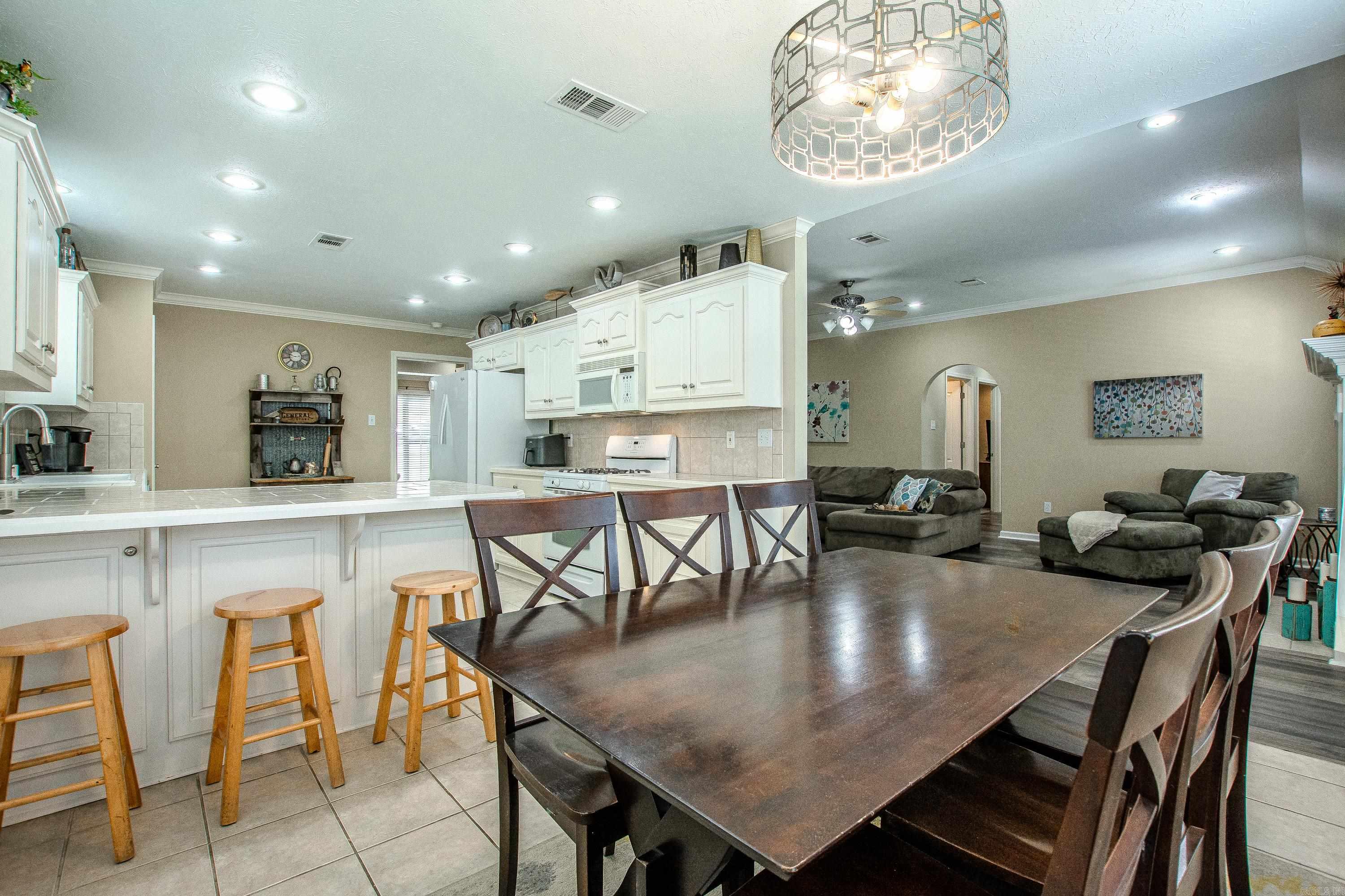 37 Emerald Drive  Maumelle, AR