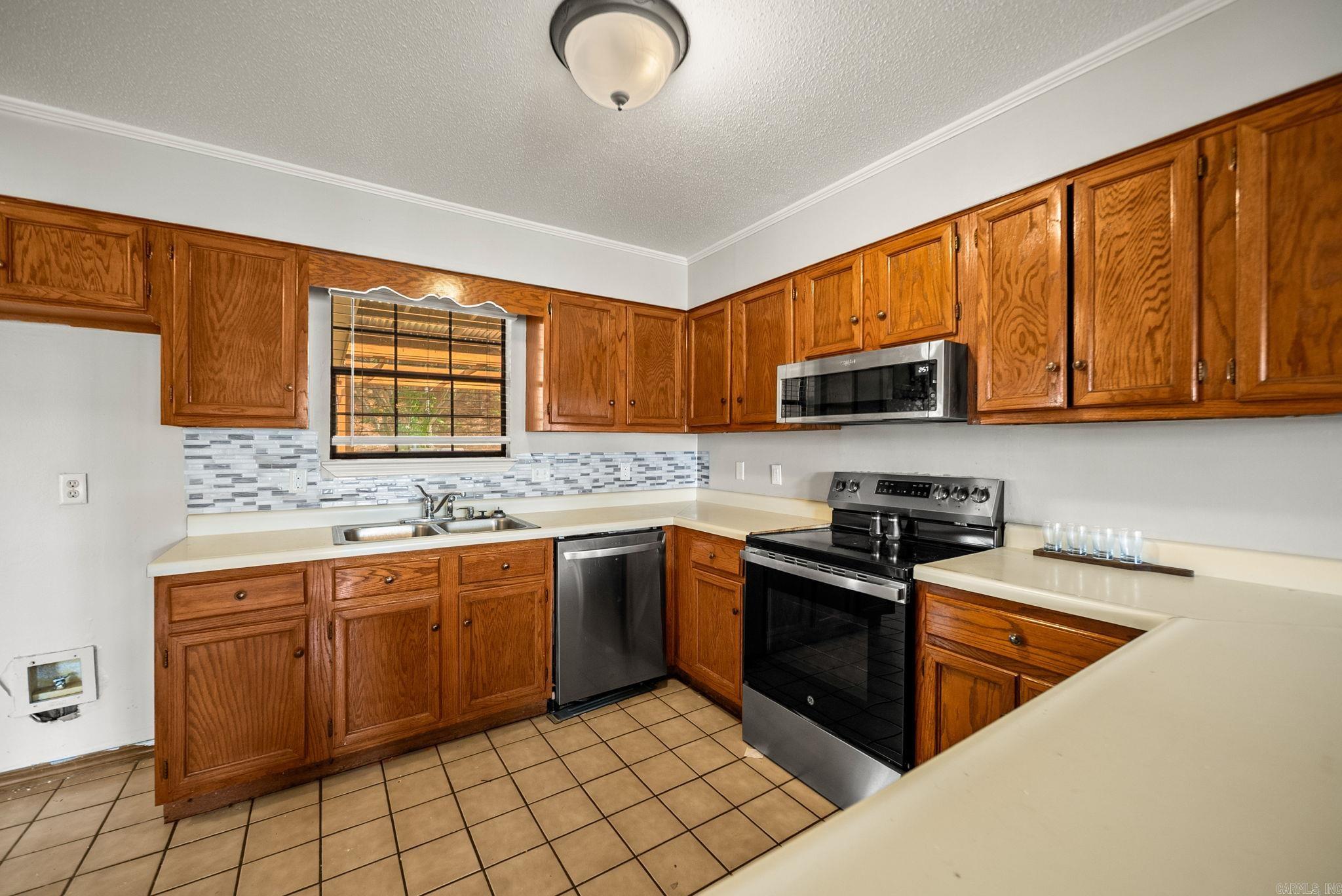 19 Hightrail  Maumelle, AR