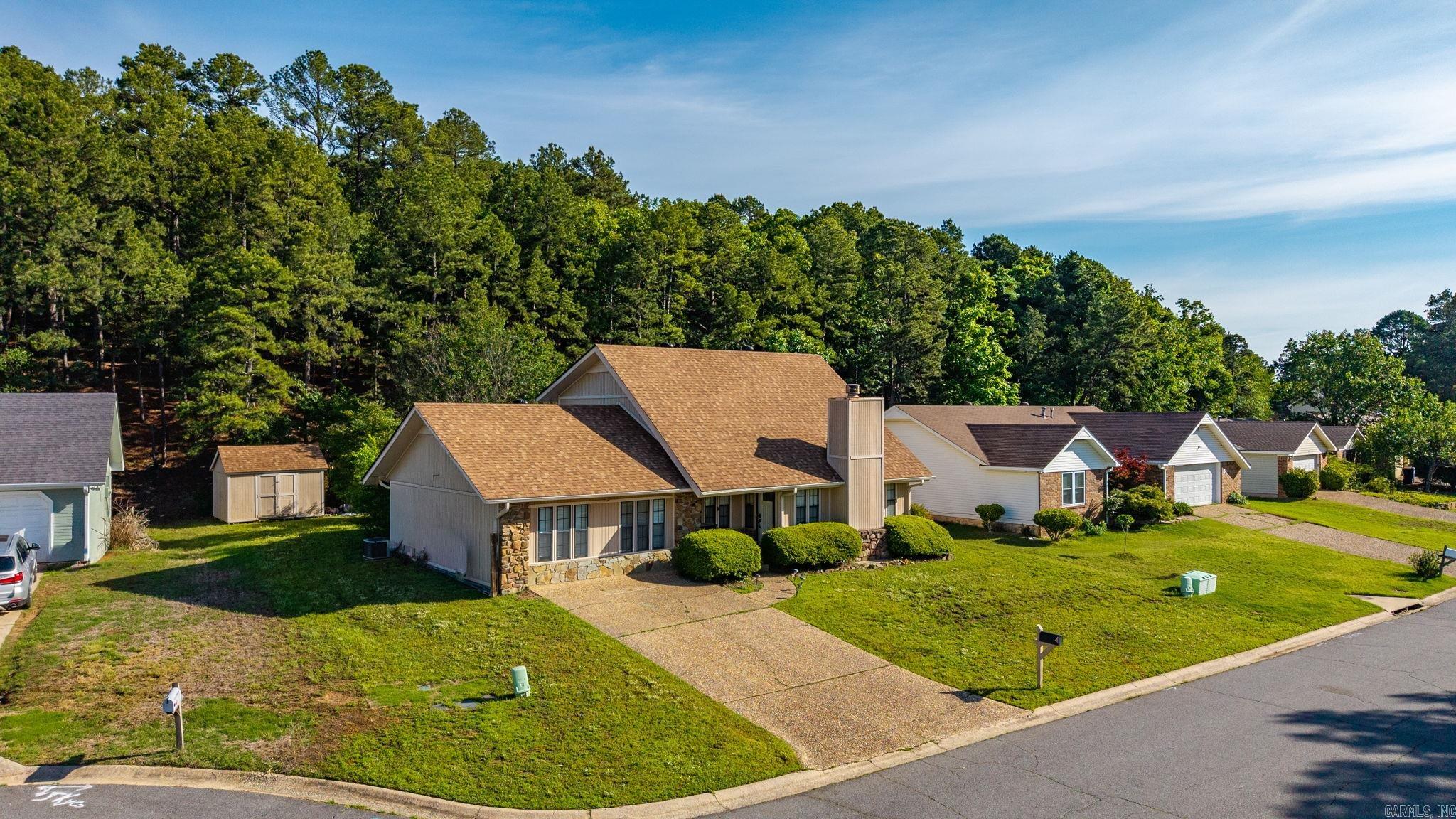19 Hightrail  Maumelle, AR