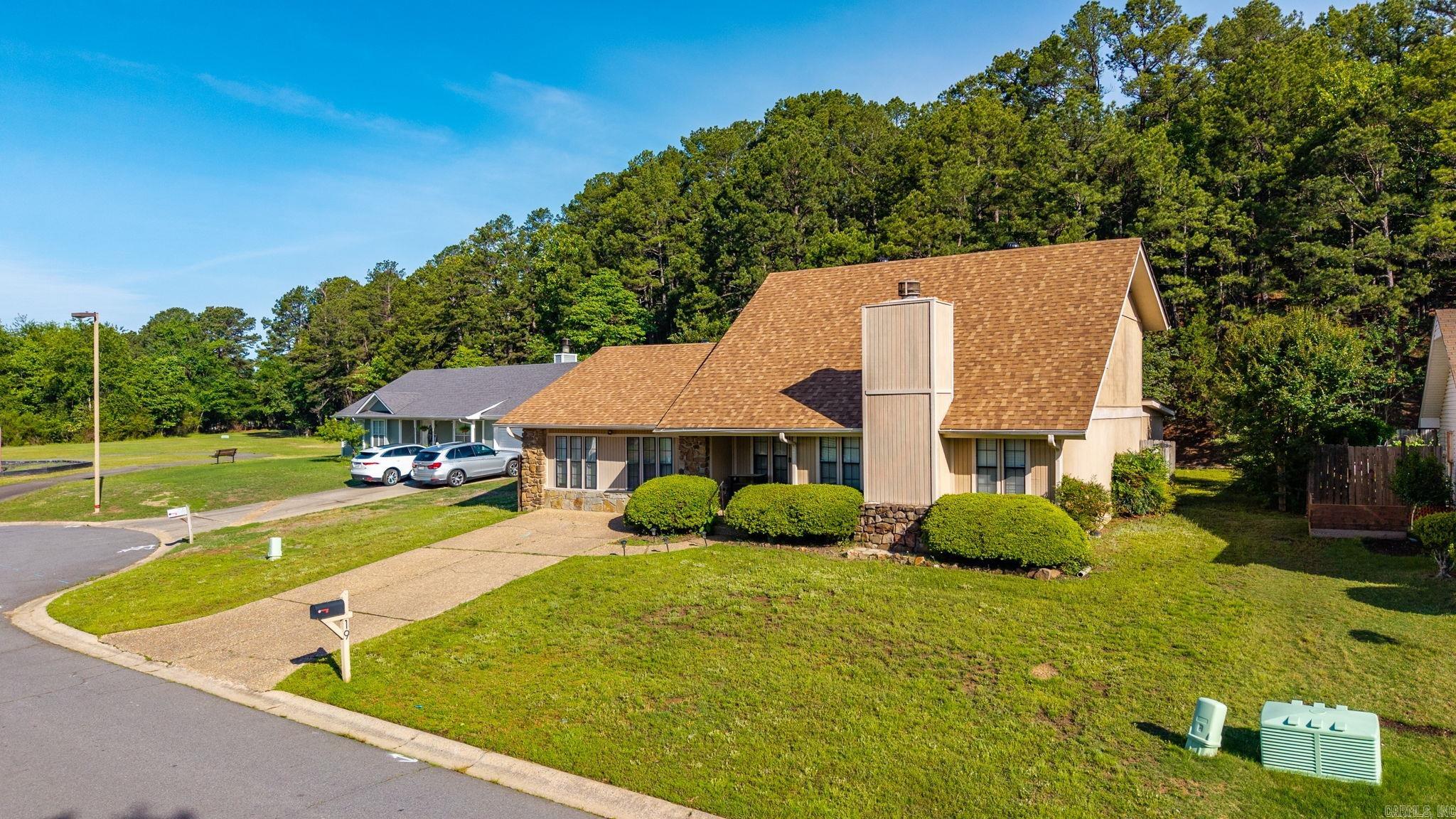 19 Hightrail  Maumelle, AR