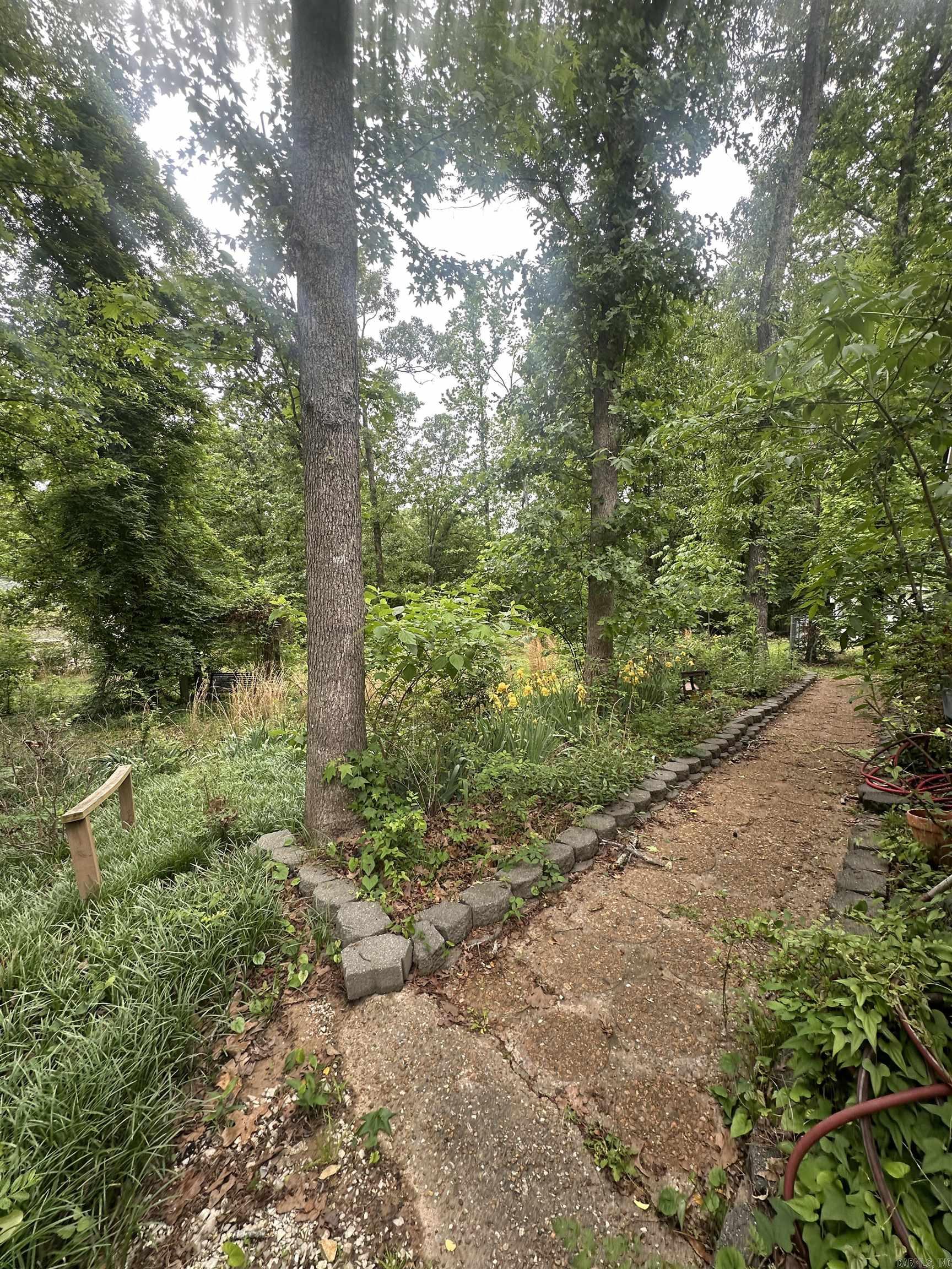 1808 Royal Oaks Dr  Malvern, AR