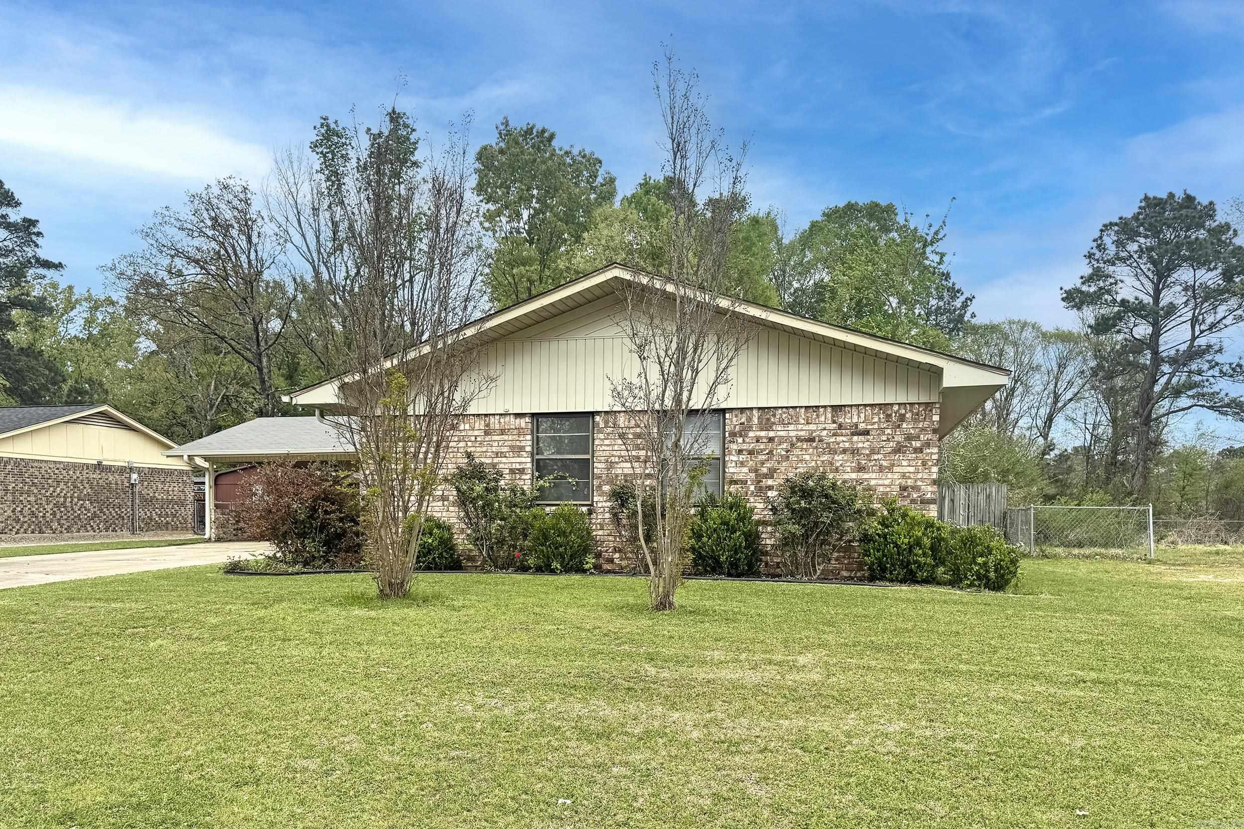 1550 Leona  Ashdown, AR