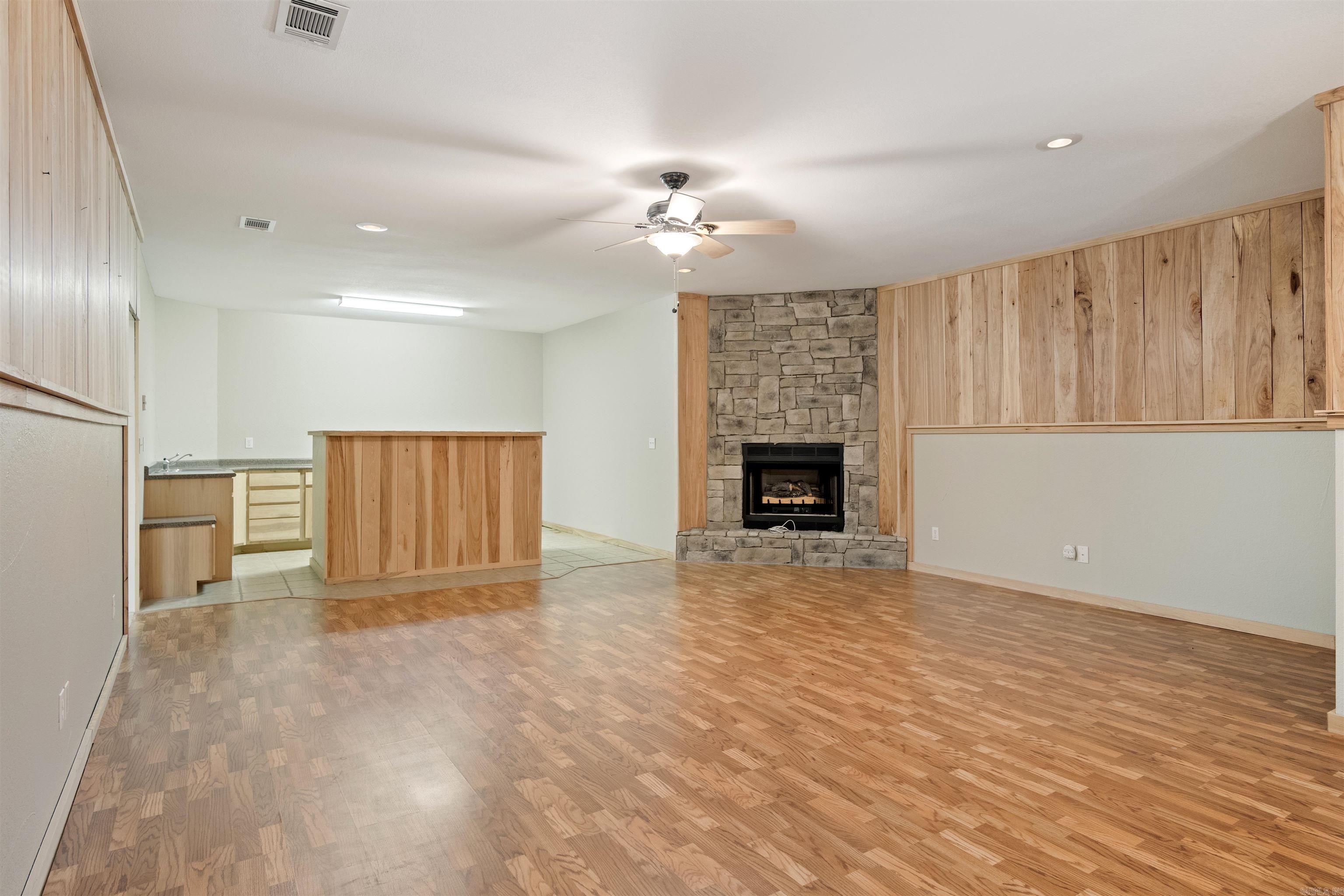 3898 County Road 318  Bono, AR