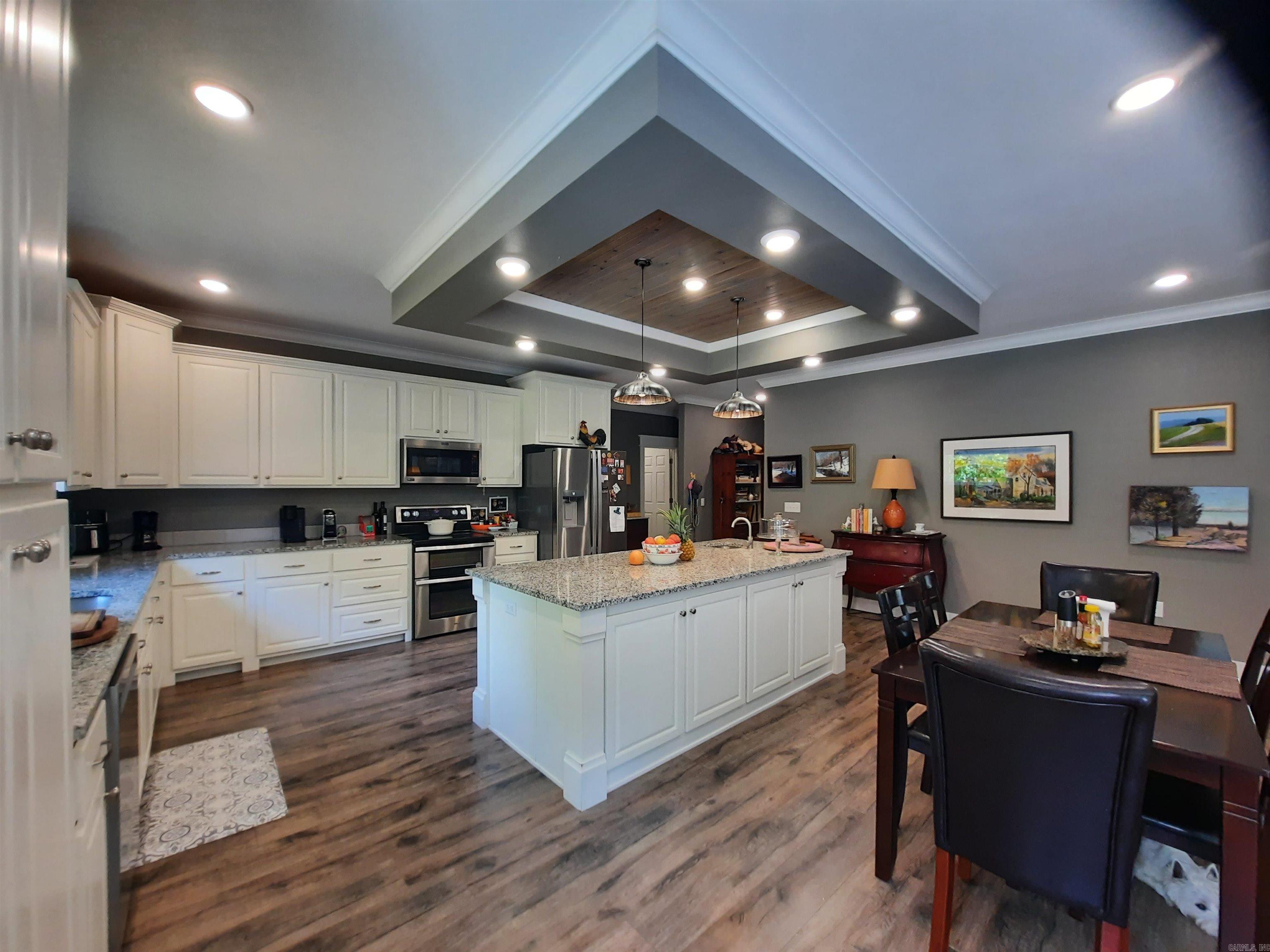 503 Harding  Mountain View, AR