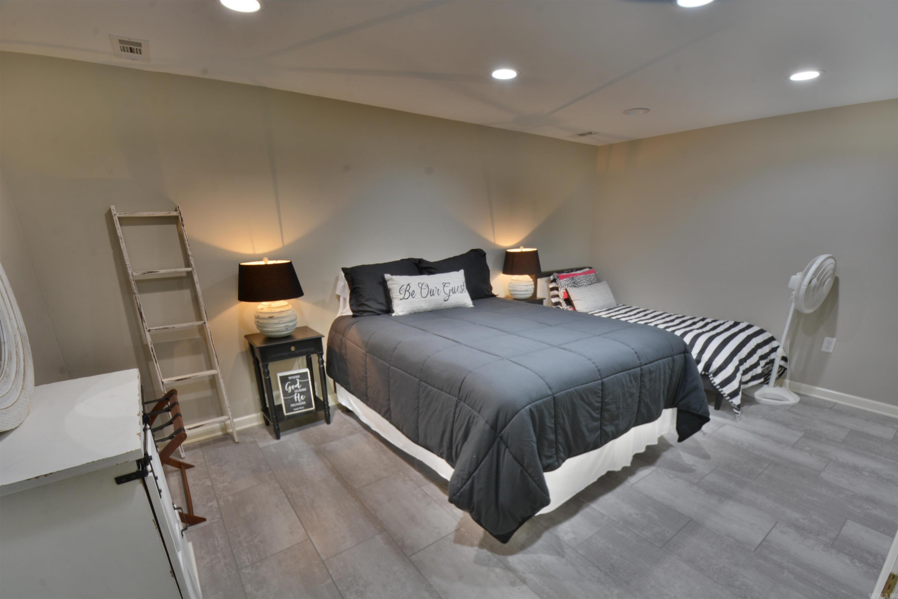 210 EDGEWATER  Hot Springs, AR