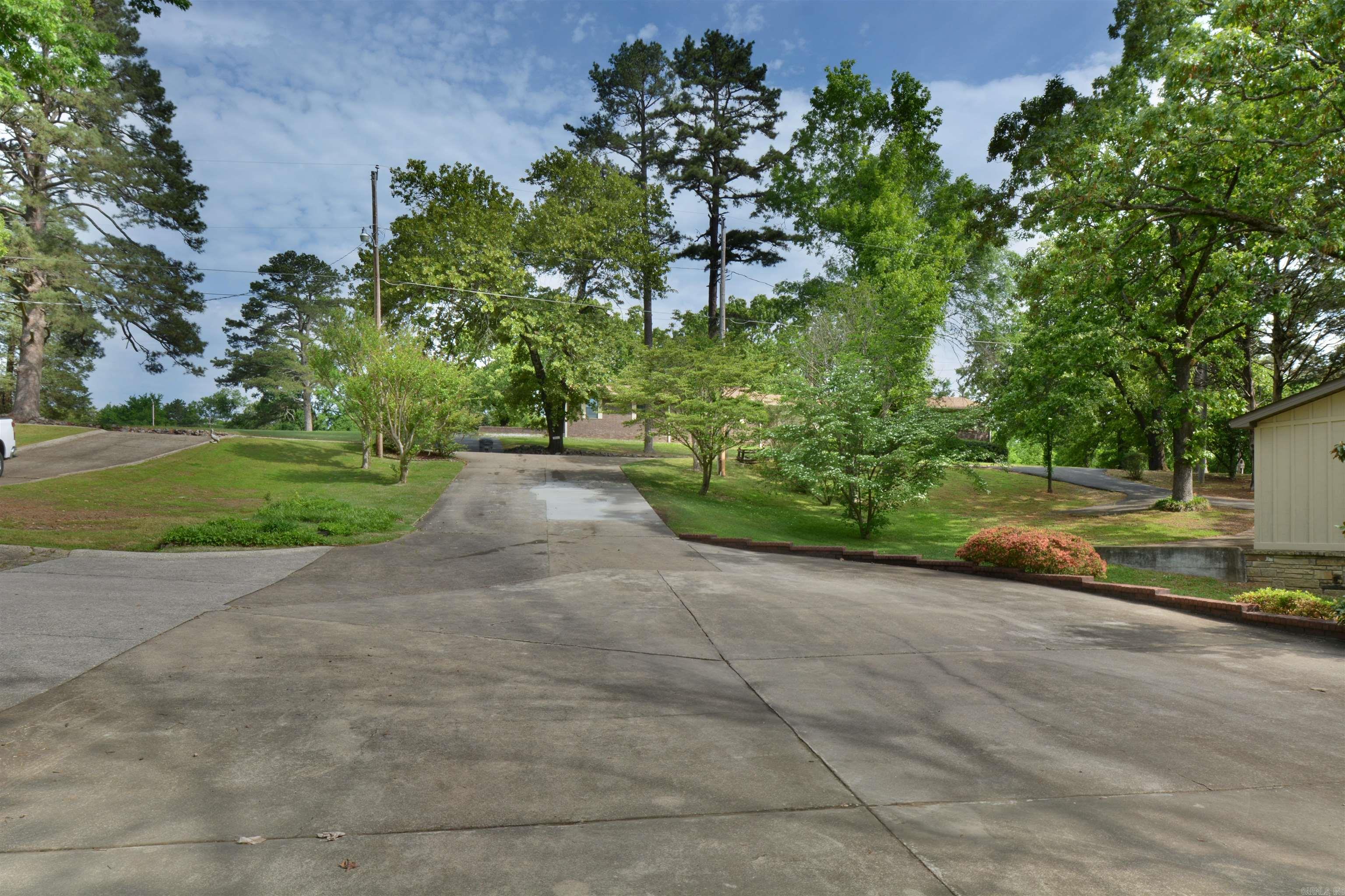 210 EDGEWATER  Hot Springs, AR