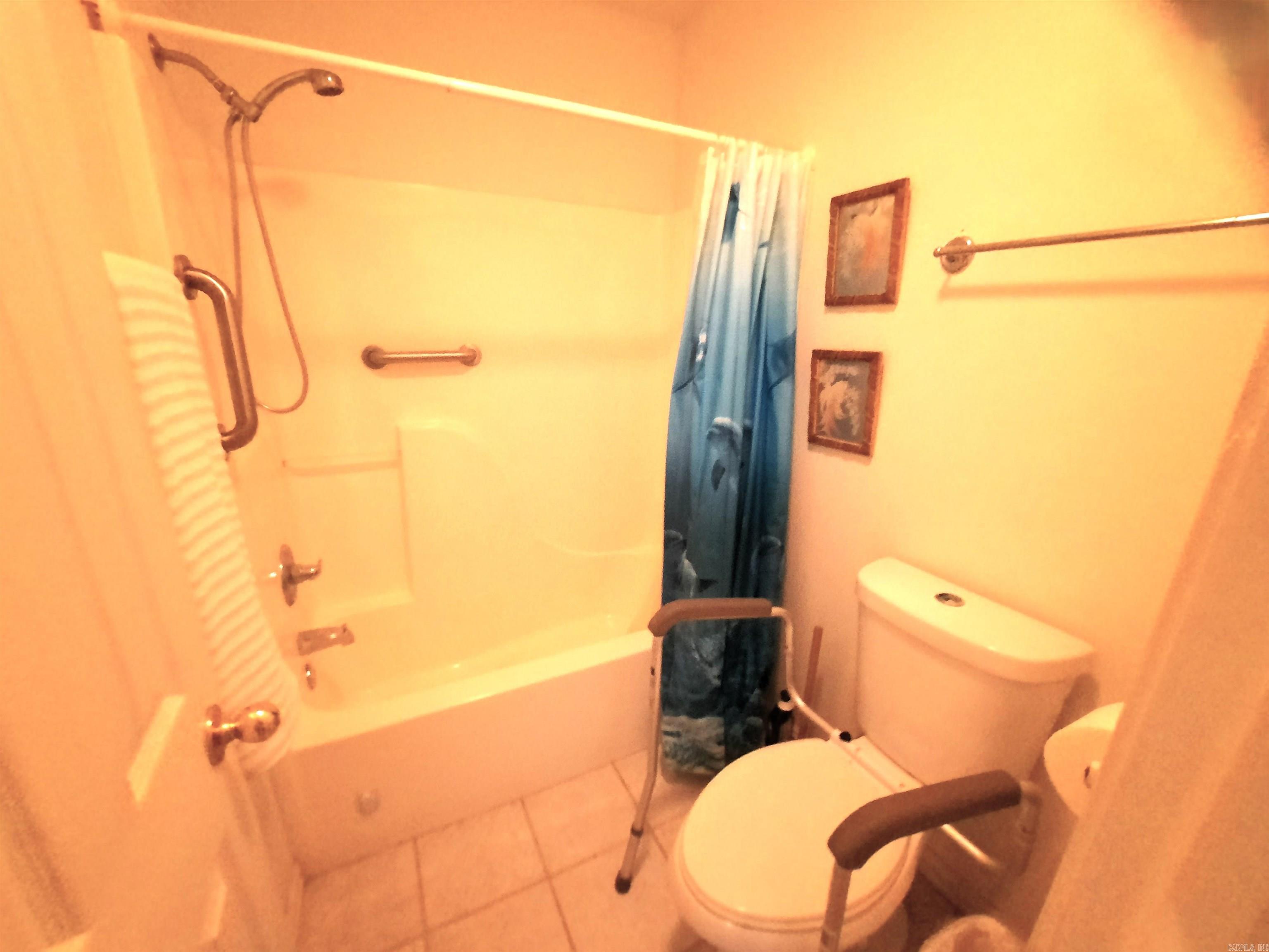 615 Jackson Mountain View, AR 72560