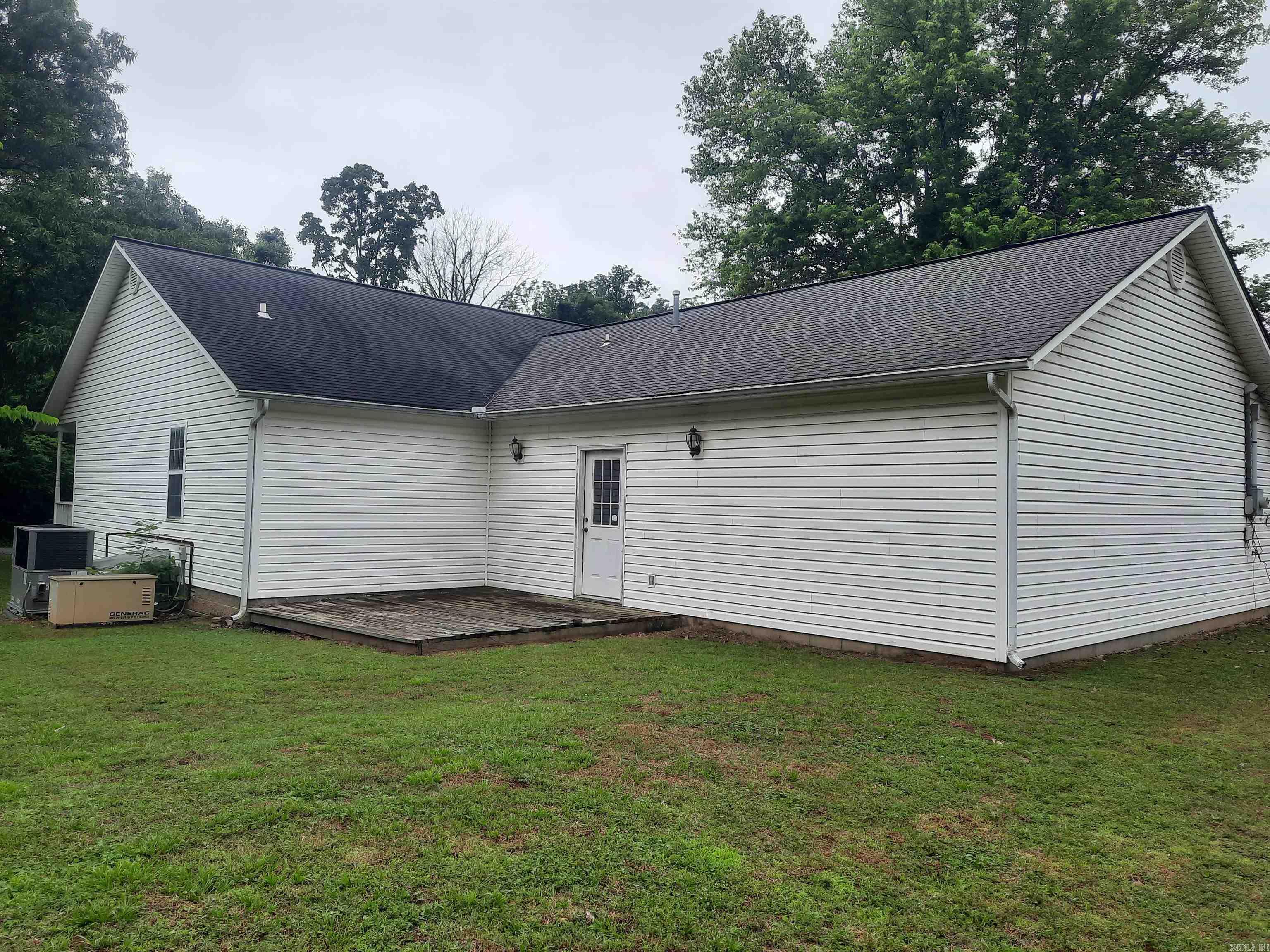 615 Jackson Mountain View, AR 72560
