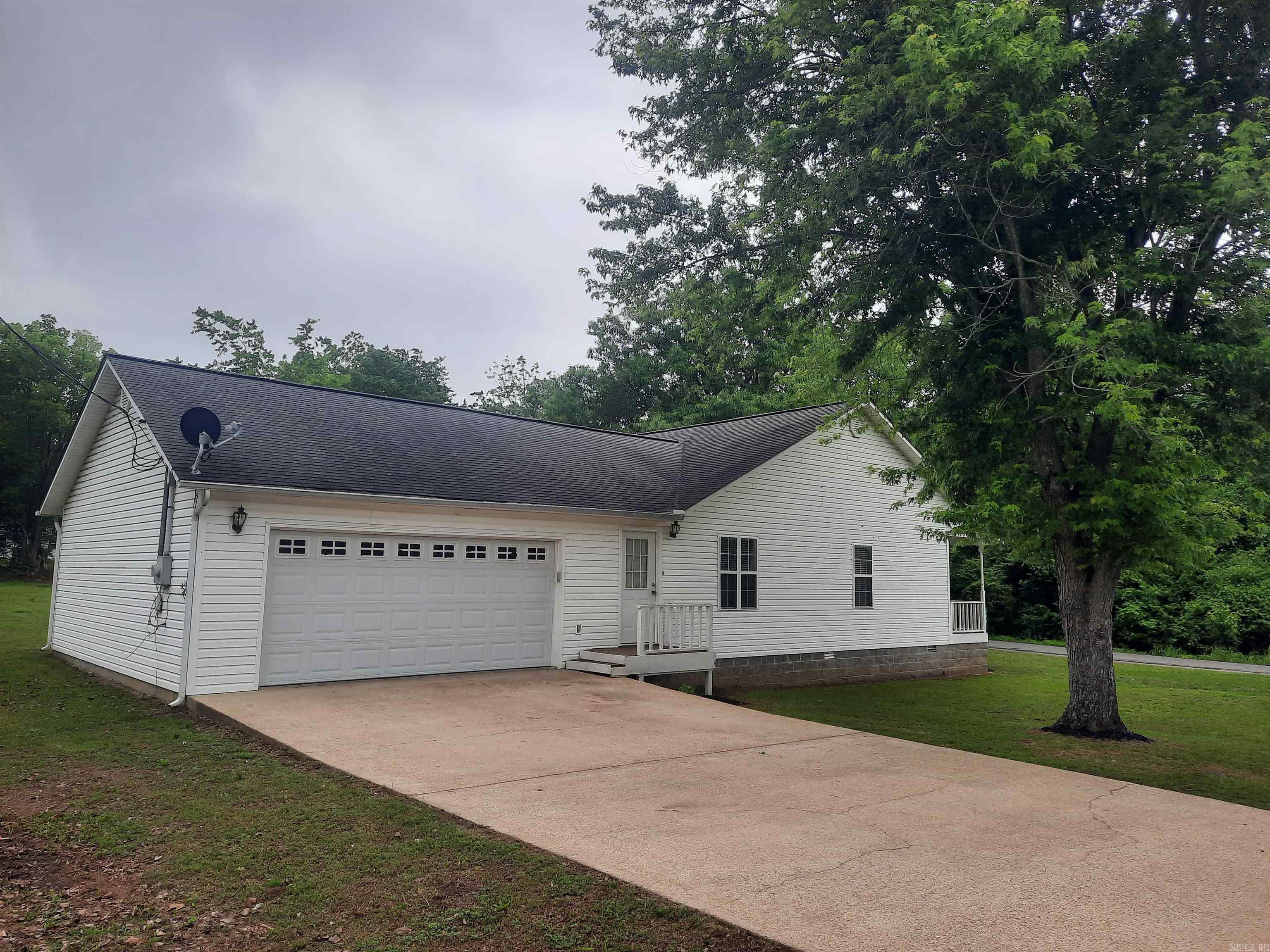 615 Jackson Mountain View, AR 72560