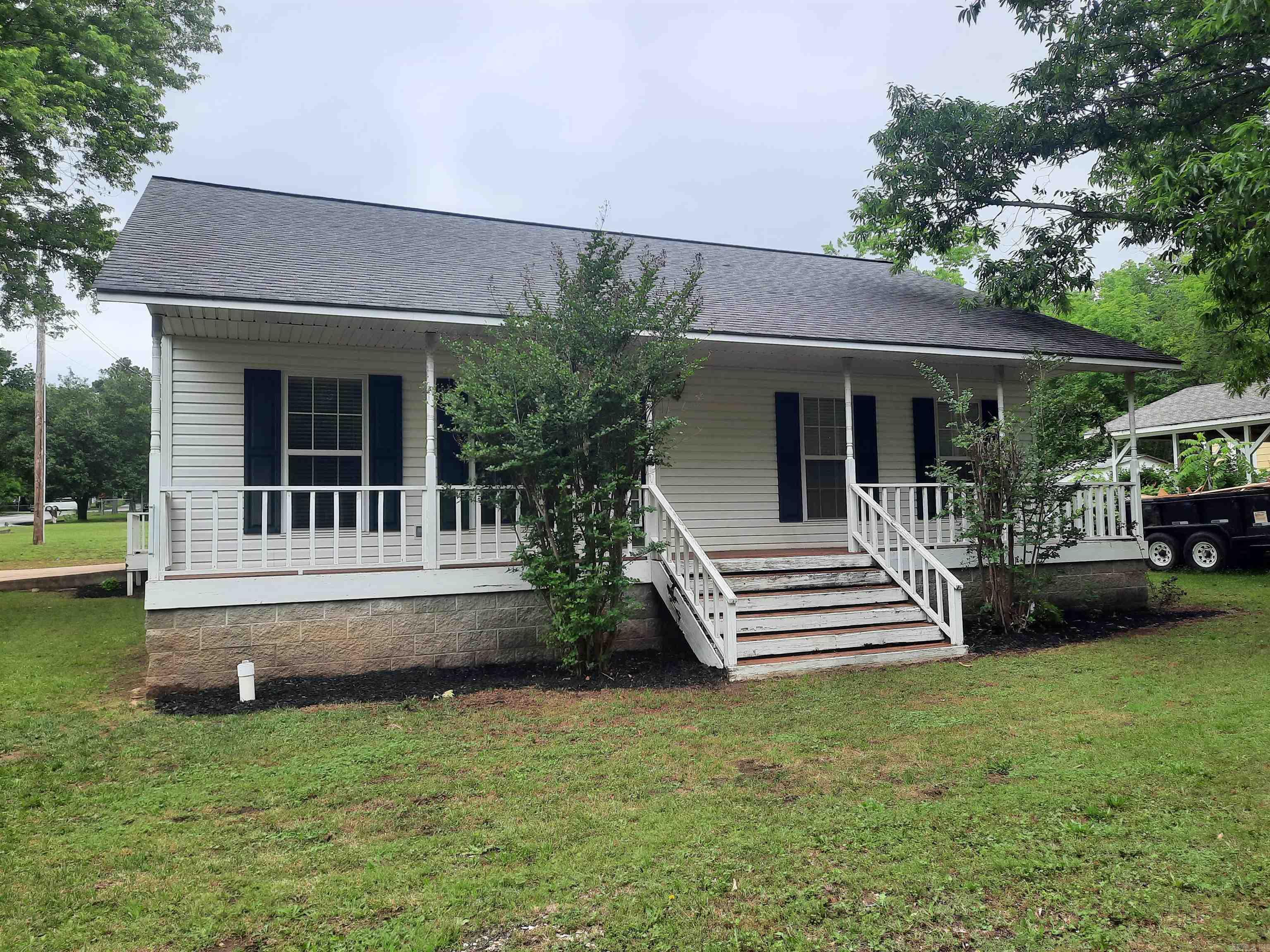 615 Jackson Mountain View, AR 72560