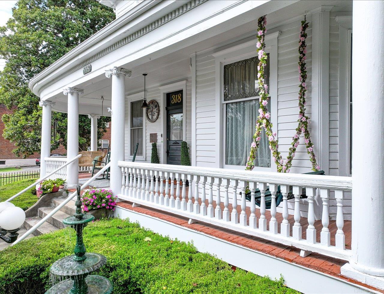 318 Quapaw The Gables Inn Hot Springs, AR