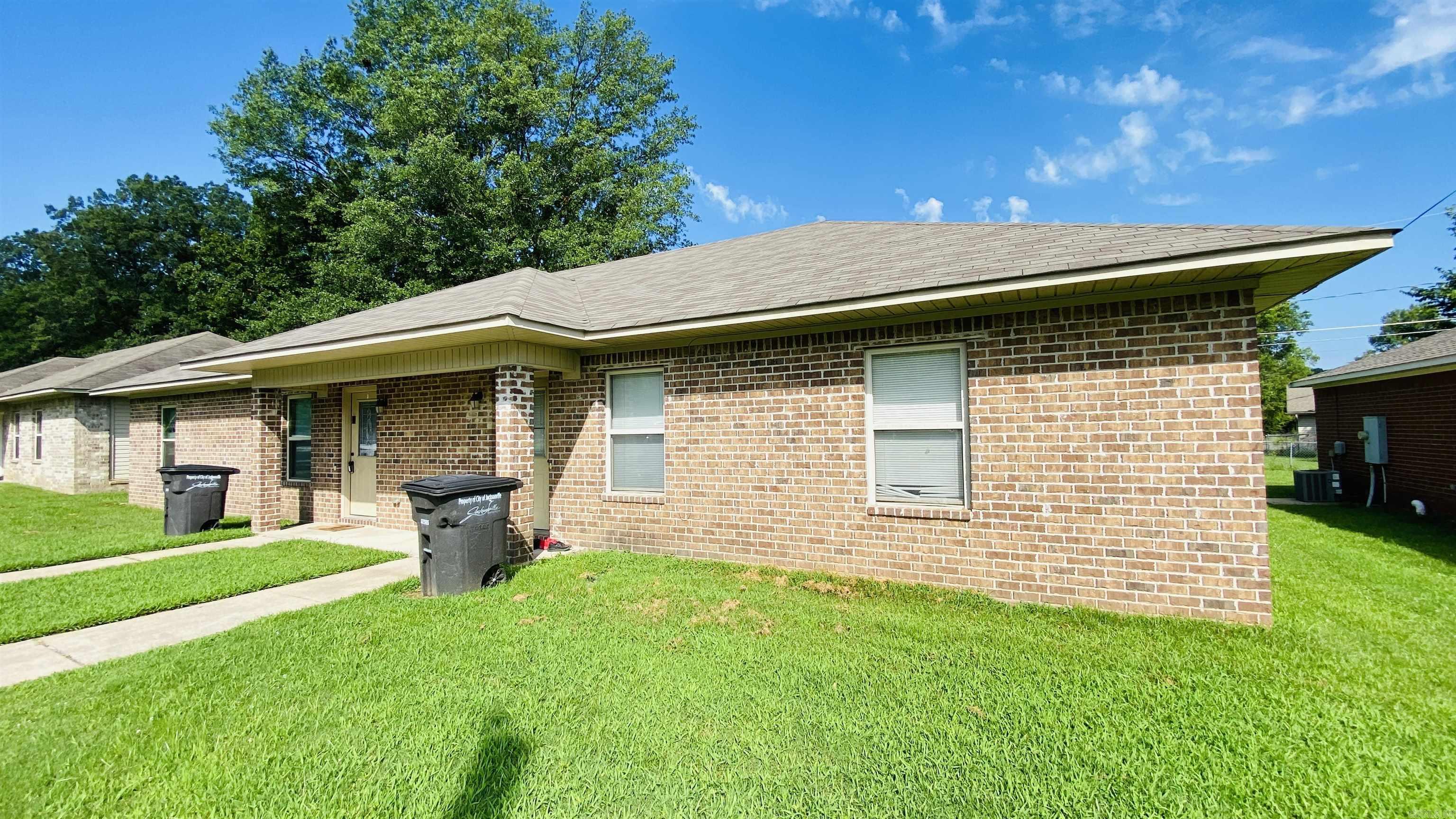 1033 Gina Circle Unit A-B  Jacksonville, AR
