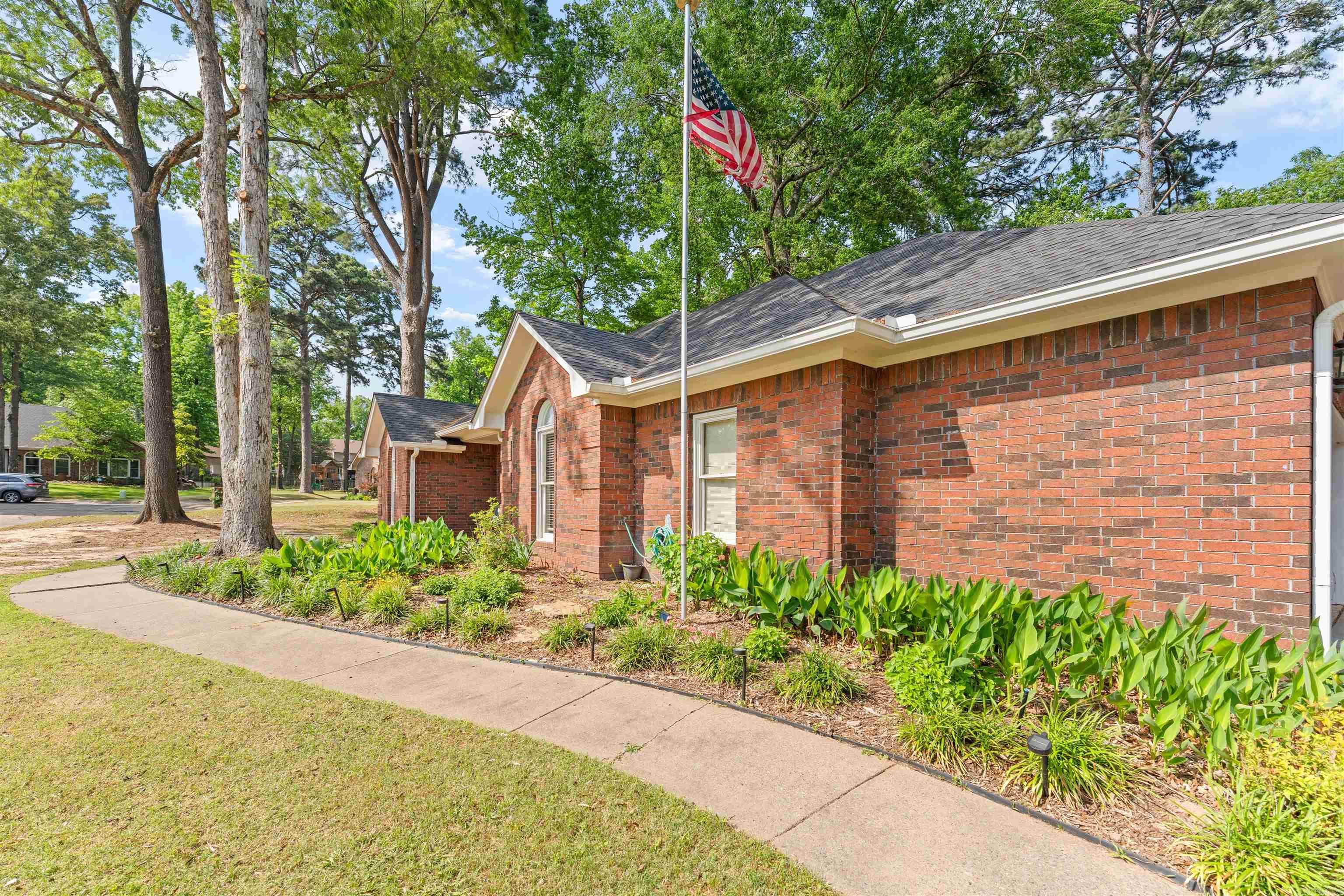 2 Crown Mountain  Maumelle, AR