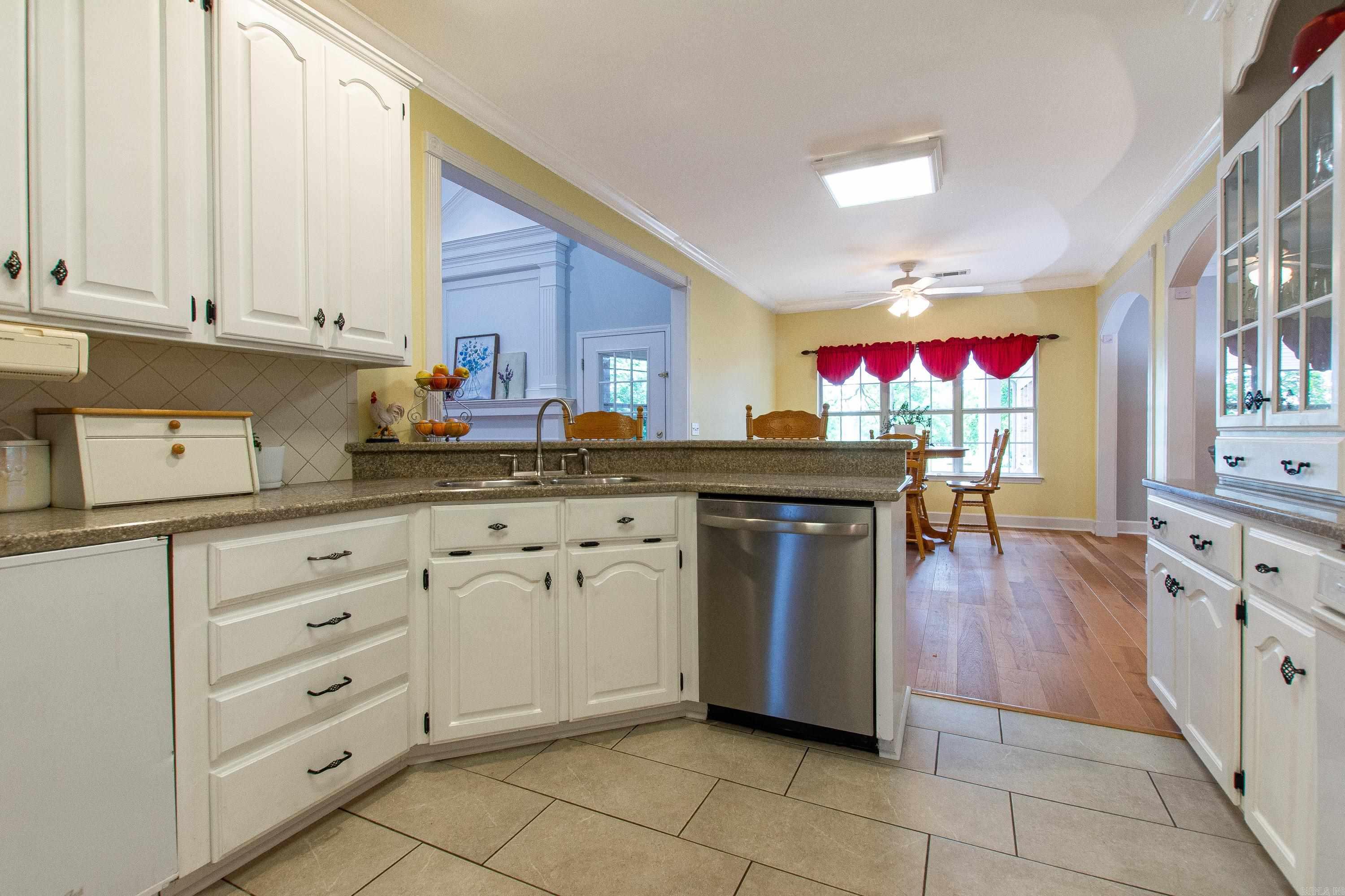 11408 Willow Beach  North Little Rock, AR