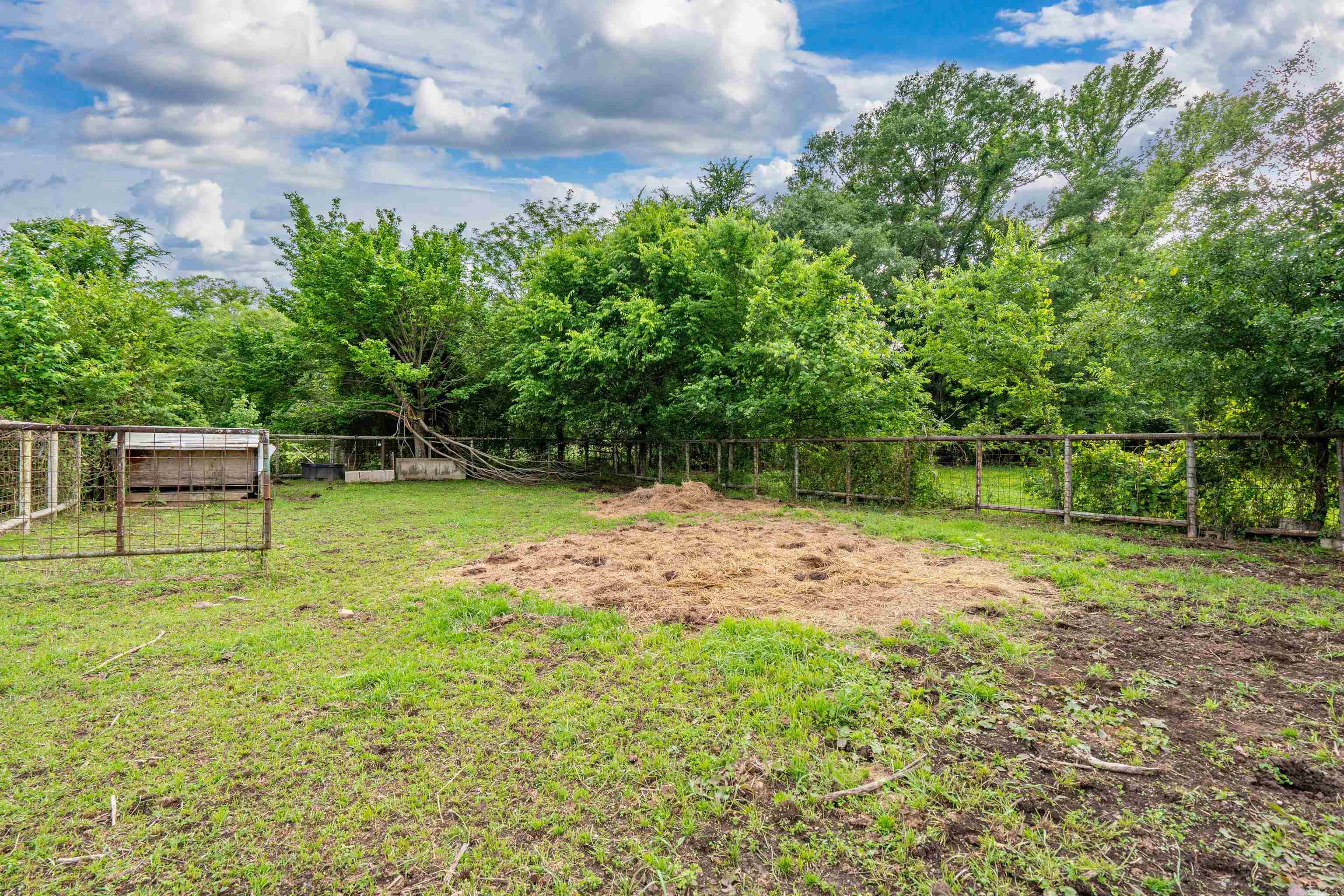 371 Highway 128  Bismarck, AR