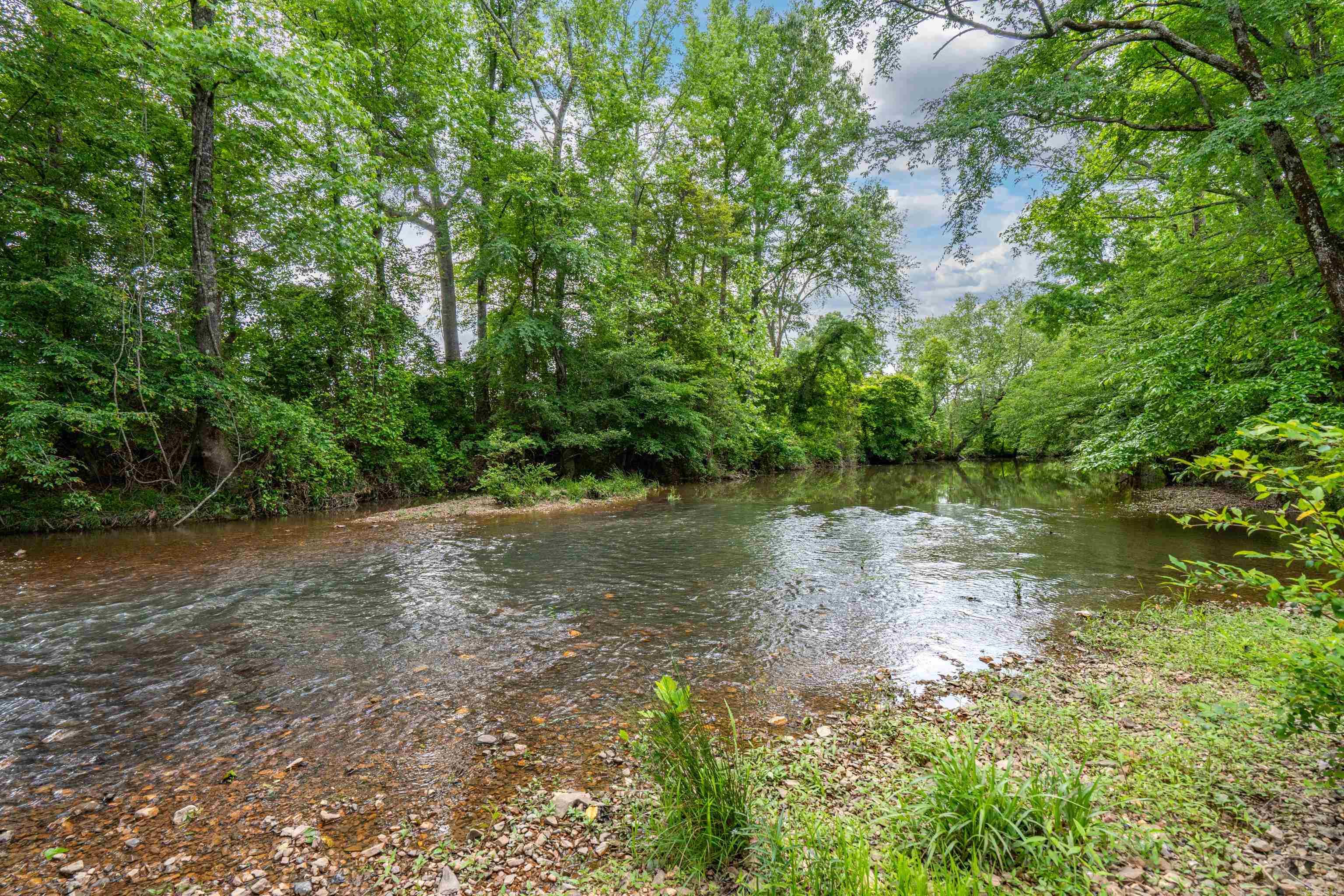 371 Highway 128  Bismarck, AR