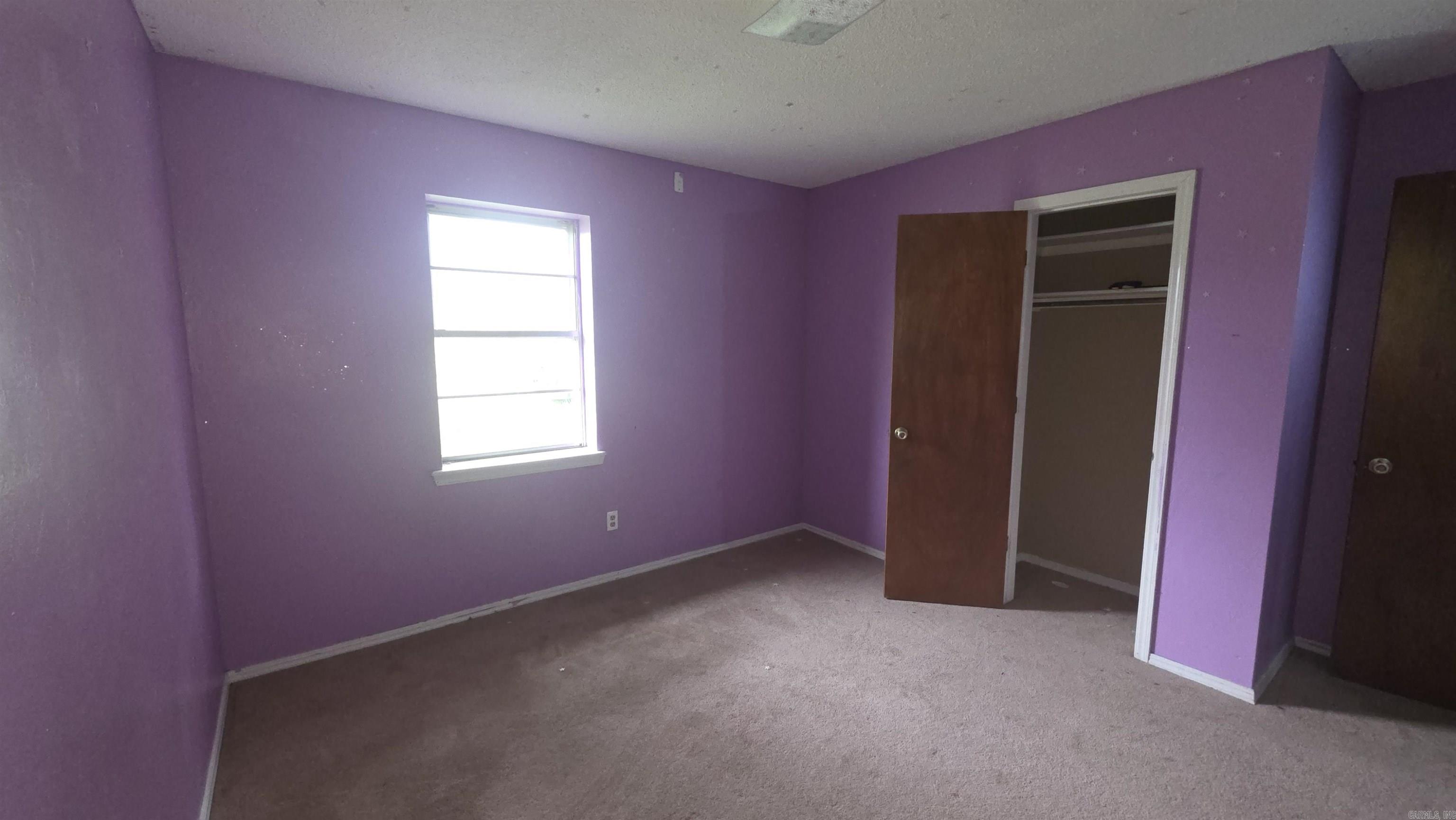 1803 E Harkey  Paris, AR