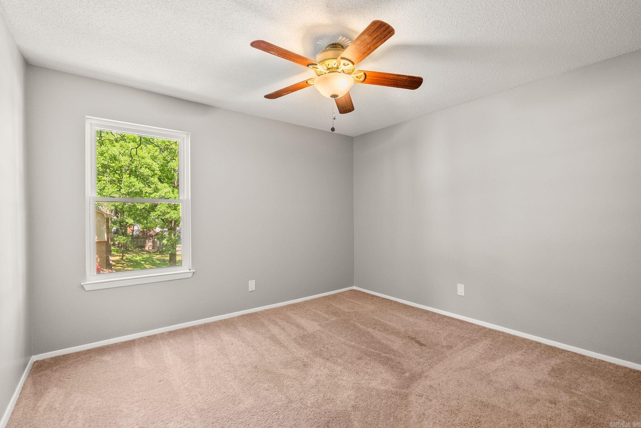 1724 Okmulgee  North Little Rock, AR
