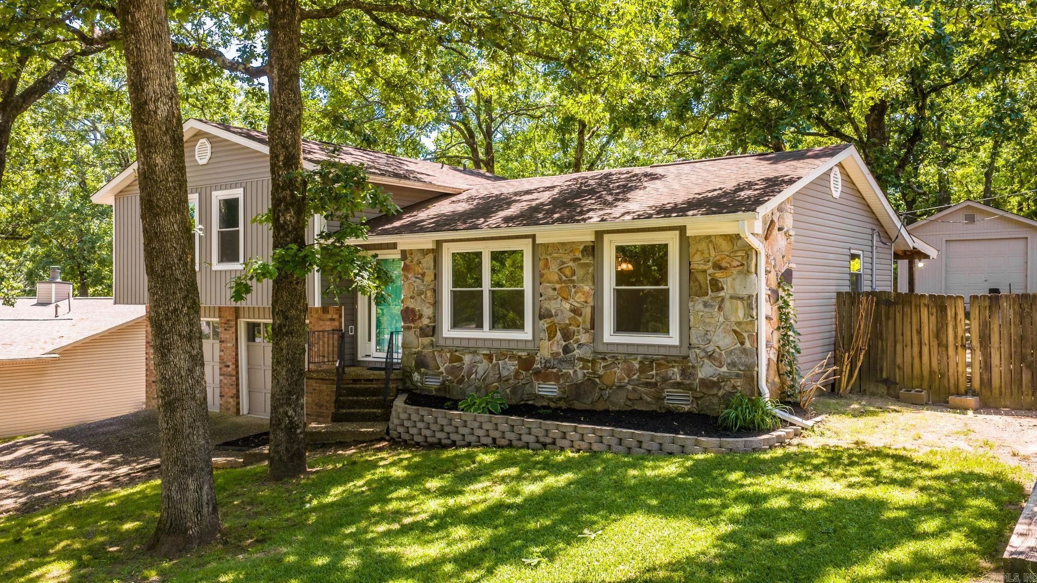 1724 Okmulgee  North Little Rock, AR