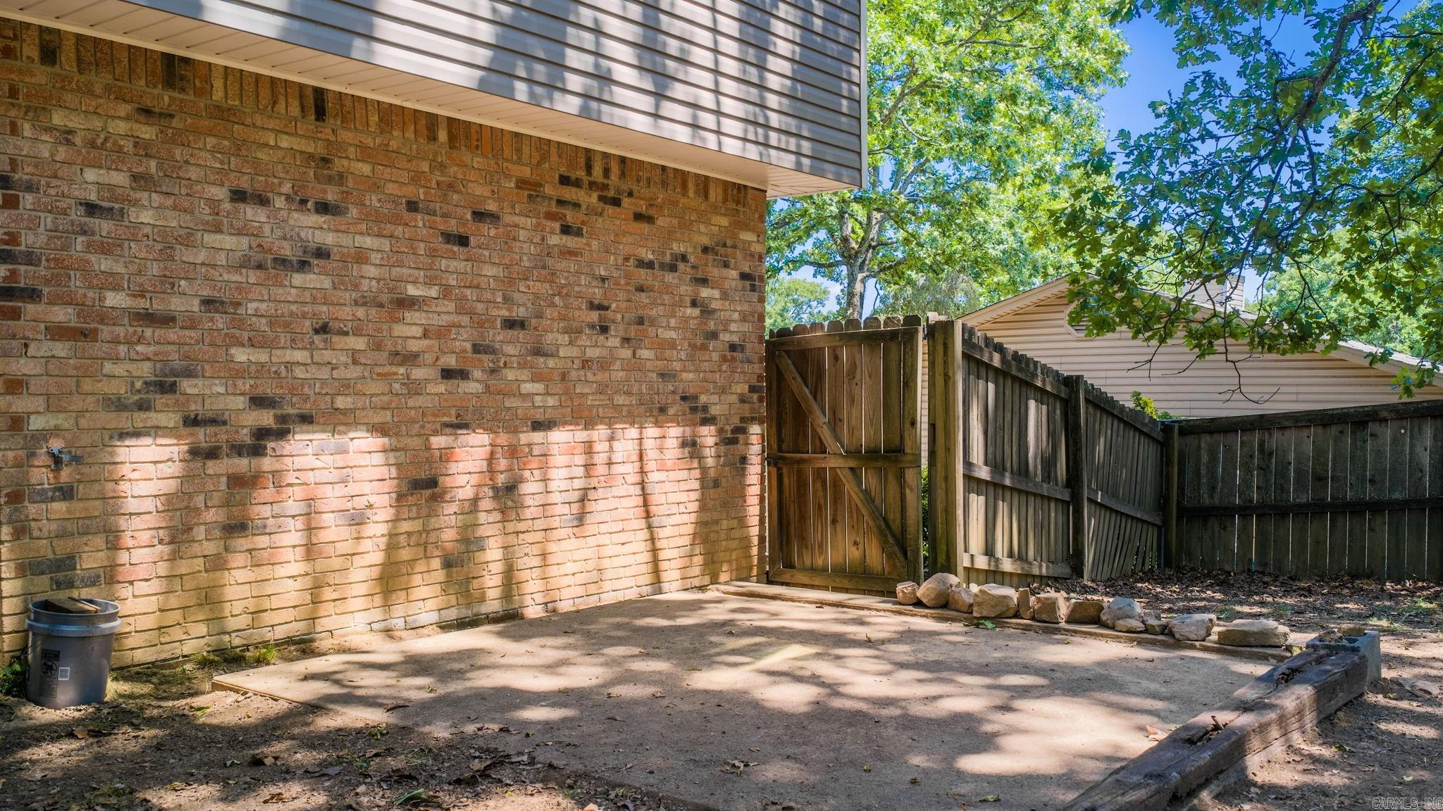 1724 Okmulgee  North Little Rock, AR